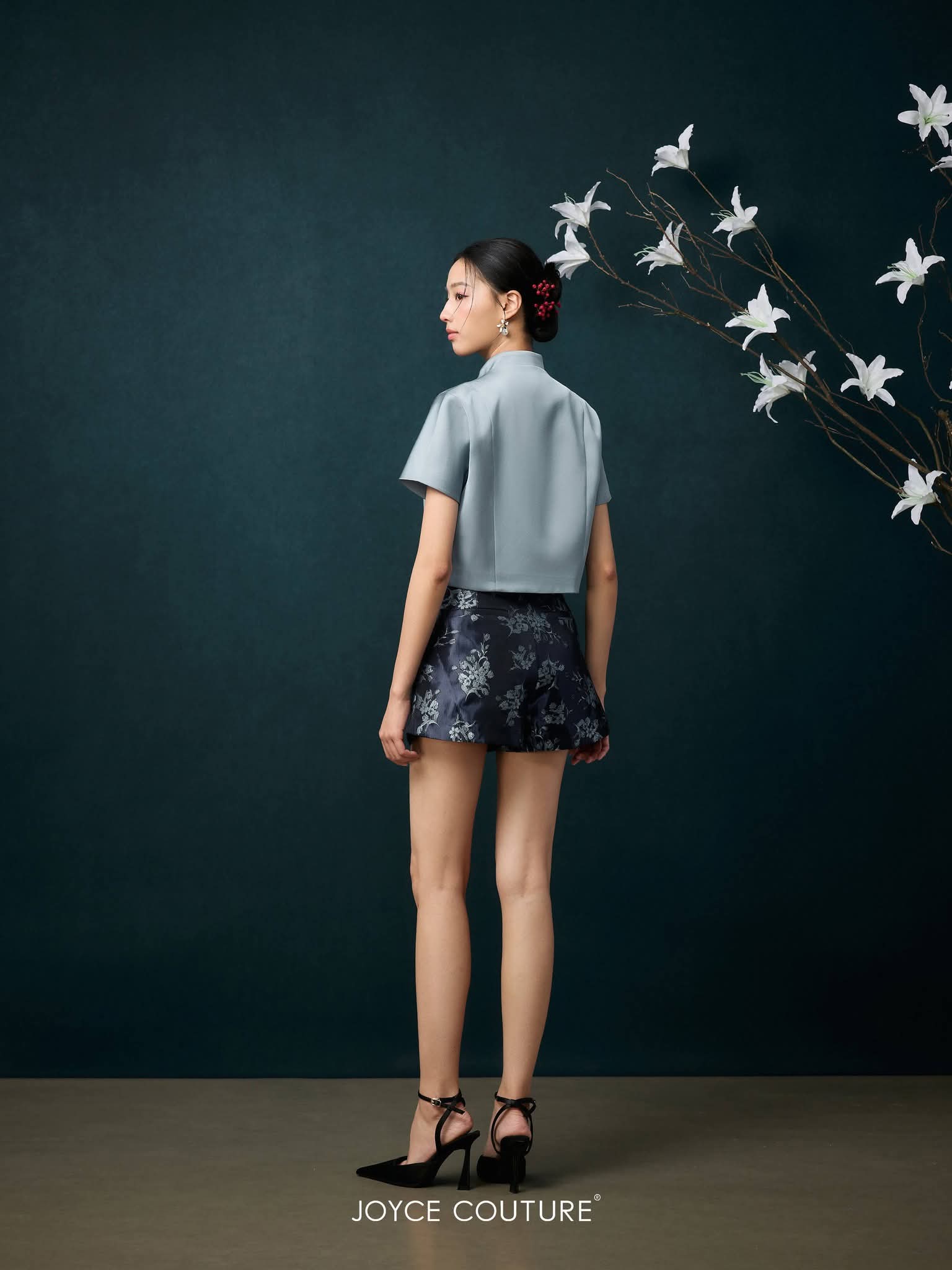 花卉刺绣上衣 T0761