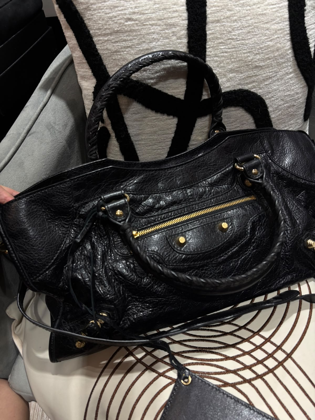 BALENCIAGA Giant Part Time 2 way bag 黑色牛皮金釘，100%Authentic, 98%New ✅mirror ✅Dust bag 