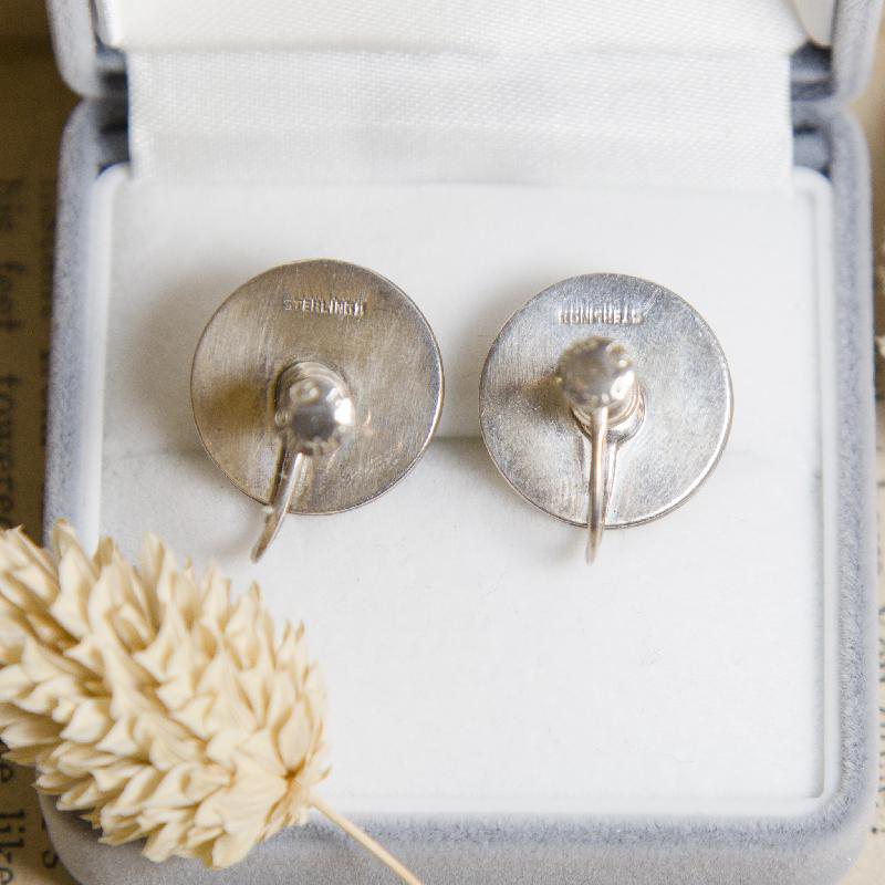 1940s-1950s Sterling Silver Round Button Style Screw back Earrings from Canada (CA323)