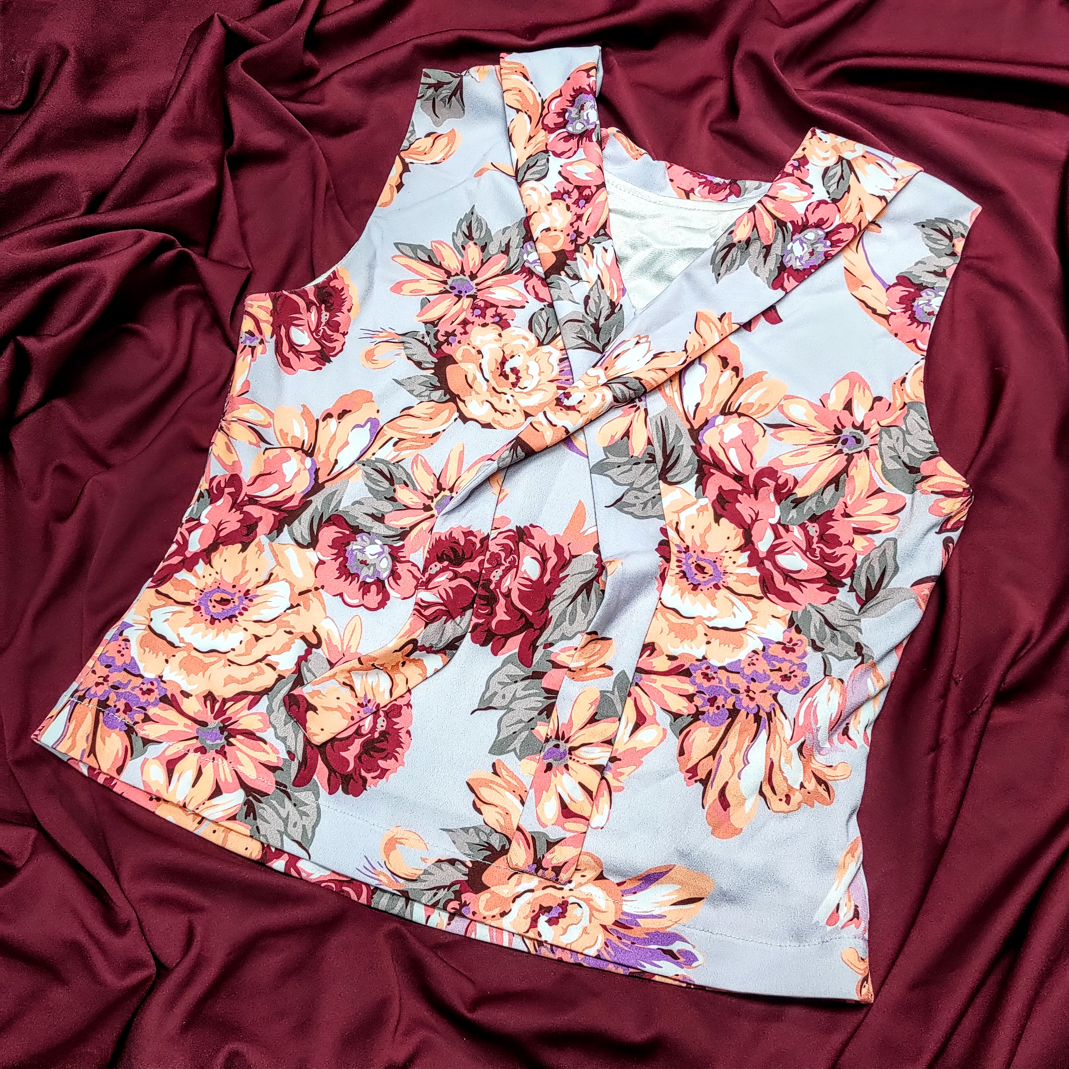 (Ready-Made) 1950s/60s Inspired Chic Floral Blossoming Jersey Front-to-Back Two-Way Vest Top (FM188)