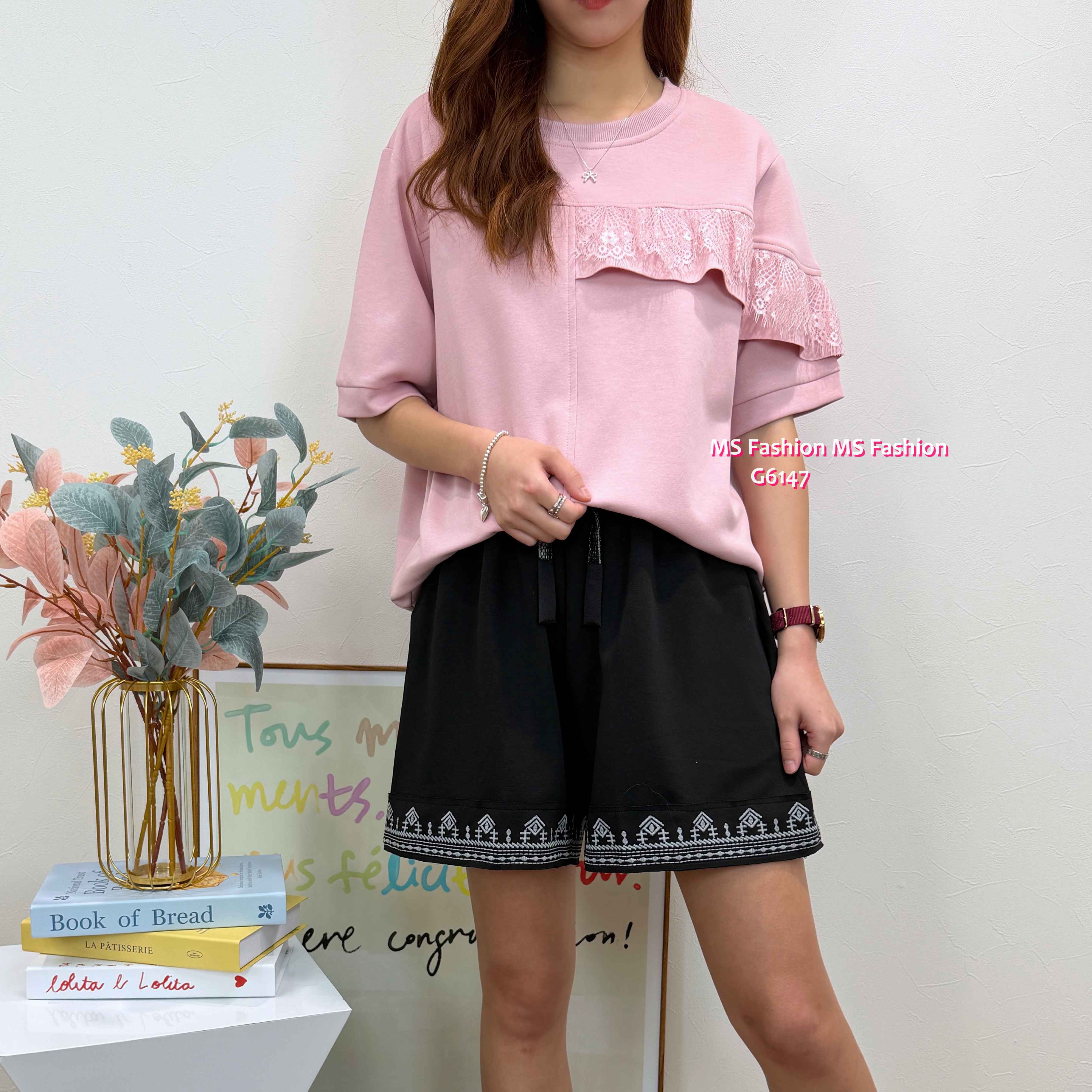 G6147 韓國🇰🇷拼lace ruffle top