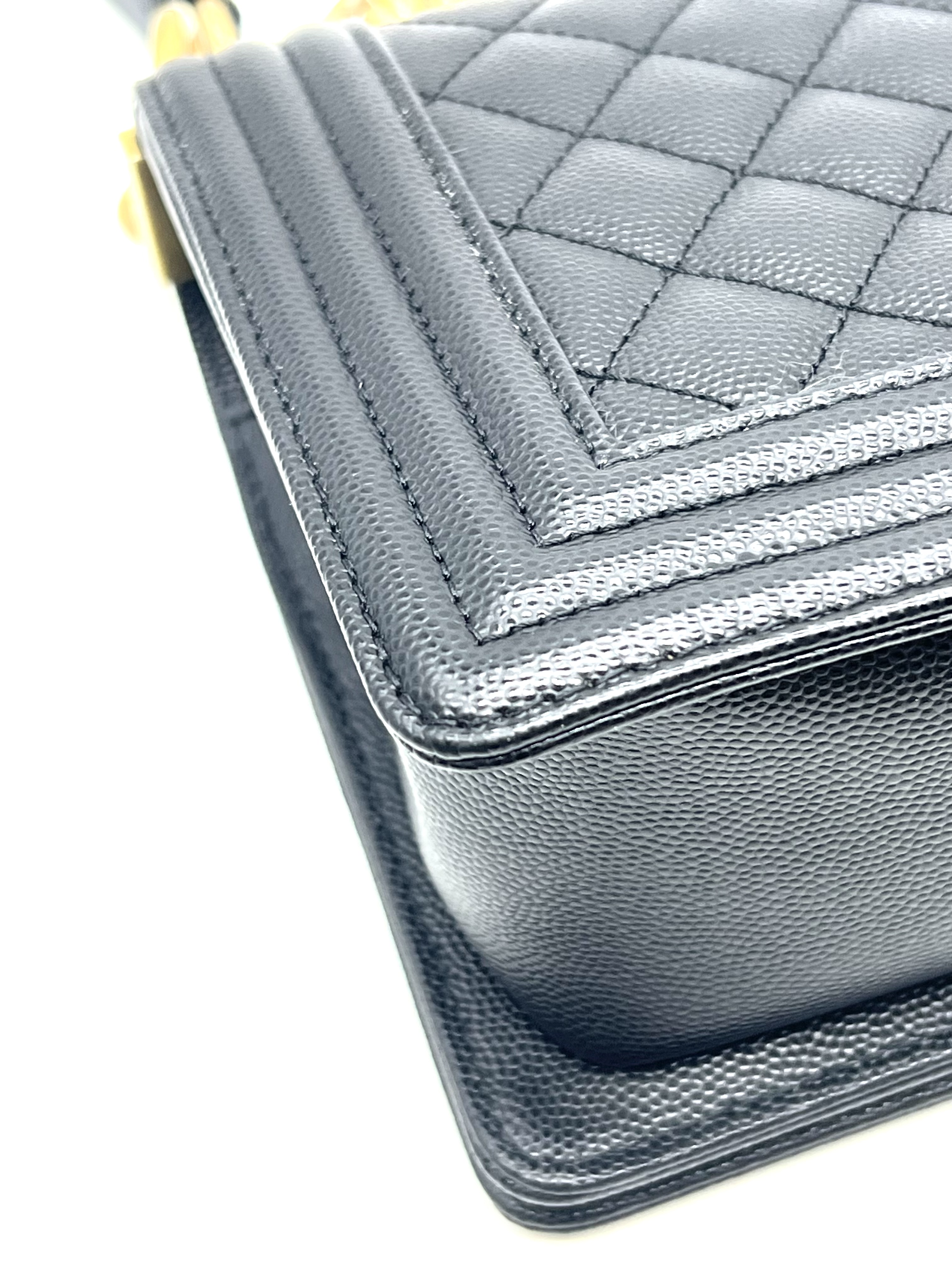 Pre-Owned CHANEL Boy 25 / Product Code: 26042211