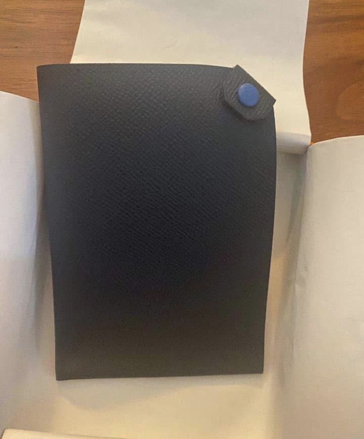 Hermes Passport holder 深深深藍色