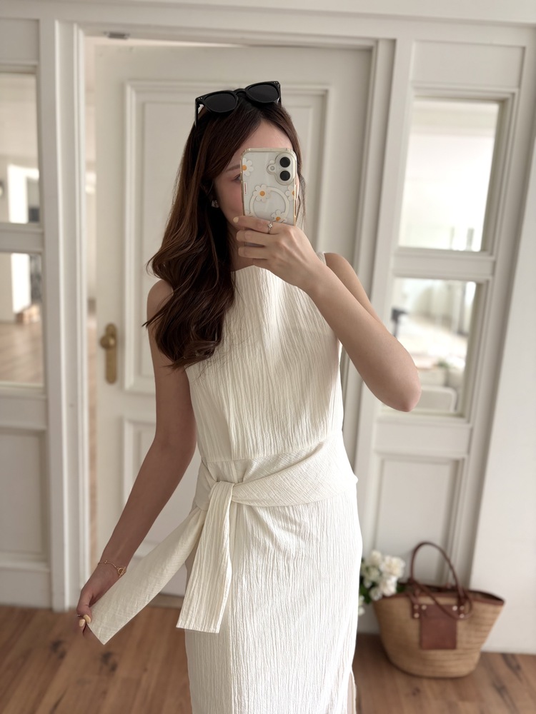 Pastelly Gathered Waist Dress (Ivory)