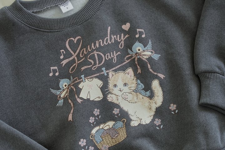 Momoann | Pigcat sweatshirt with Mom