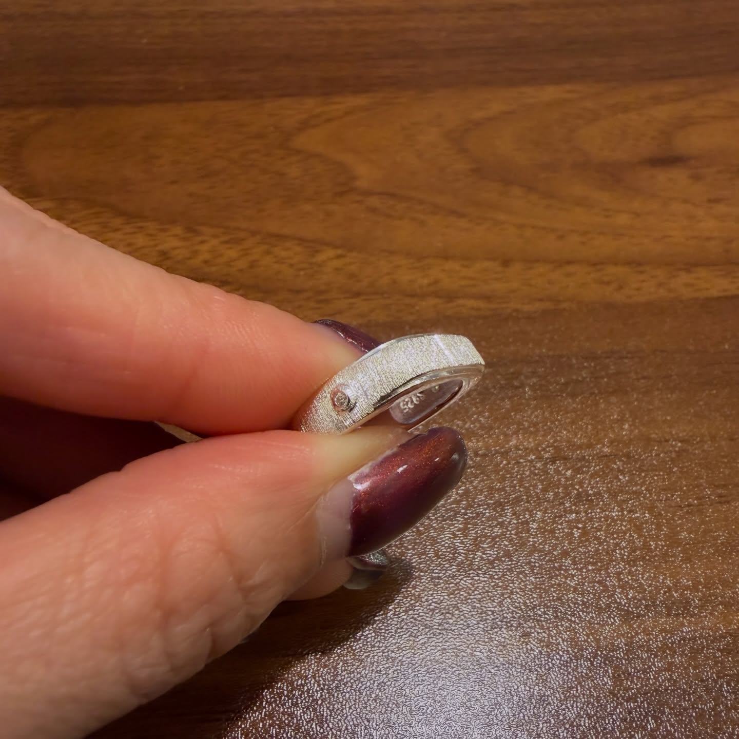 CLR281 方型拉絲帶鑽