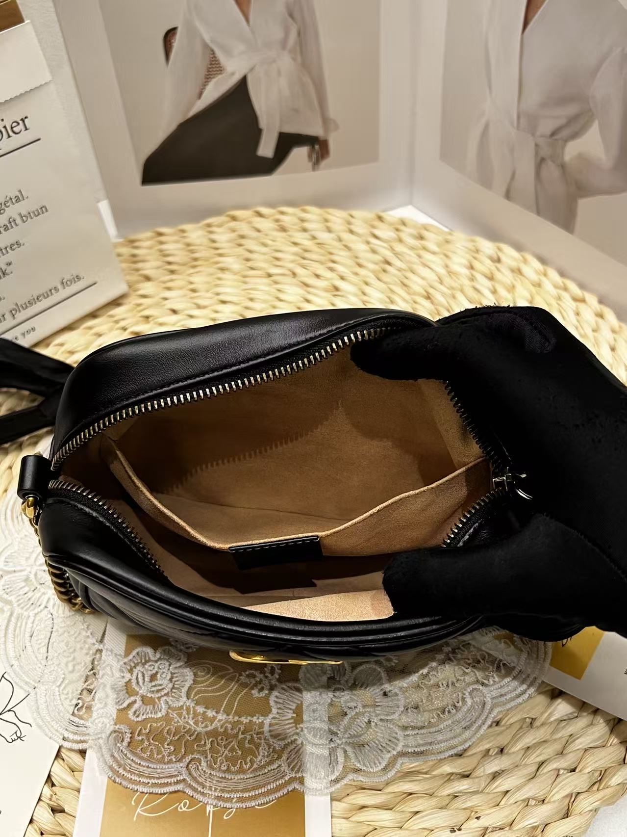  GUCCI Marmont Matelassé Leather Camera Bag