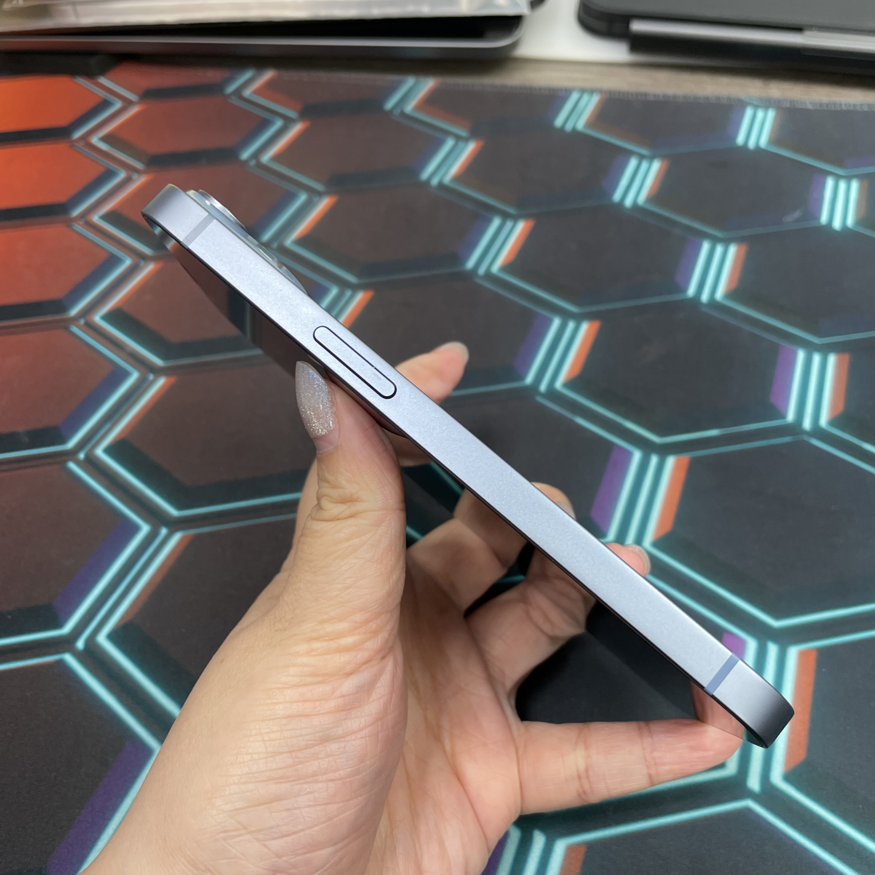 *6995 14 勁靚機 128GB 電83 藍色 blue