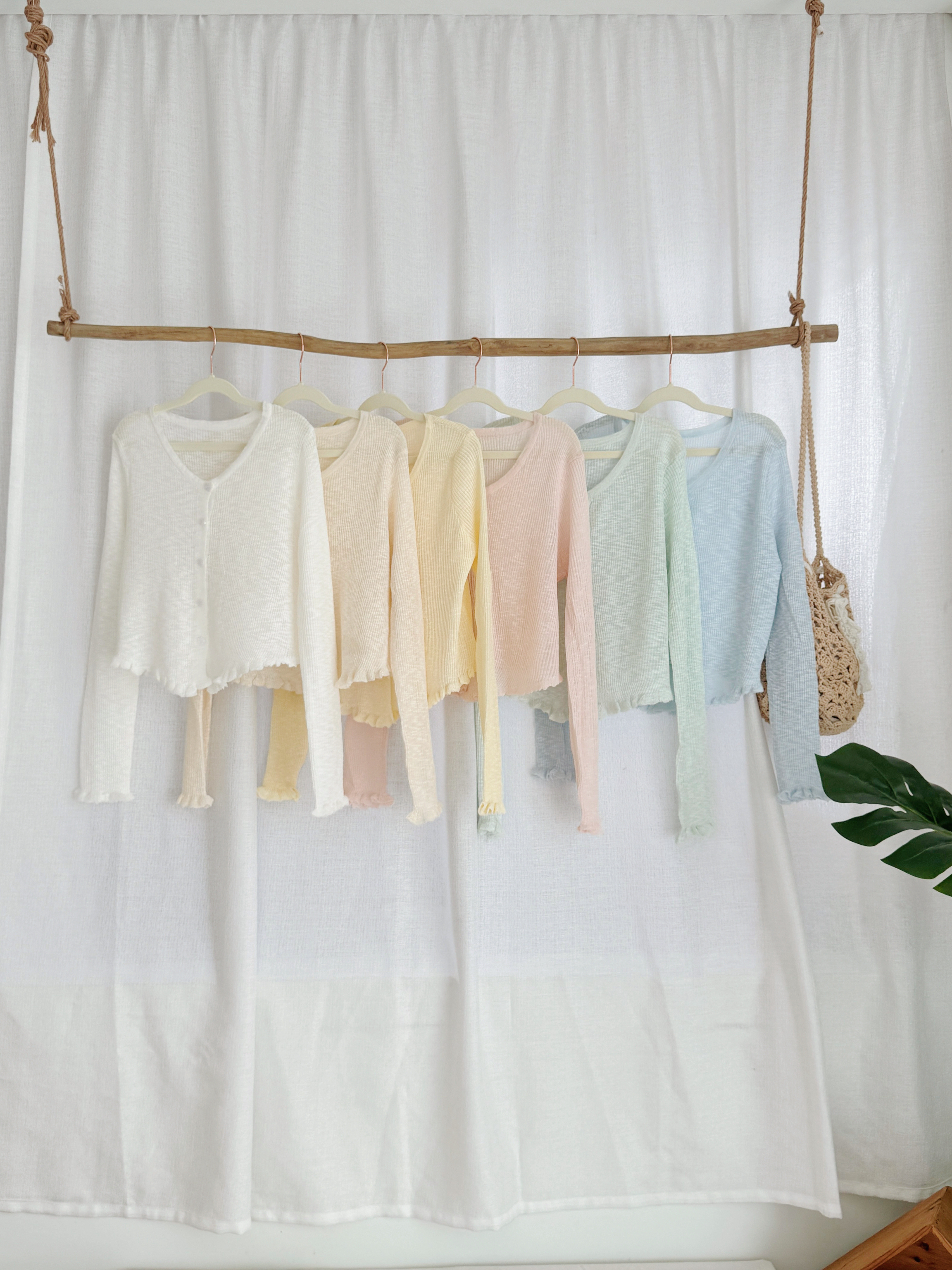 夏日简约木耳边薄外套