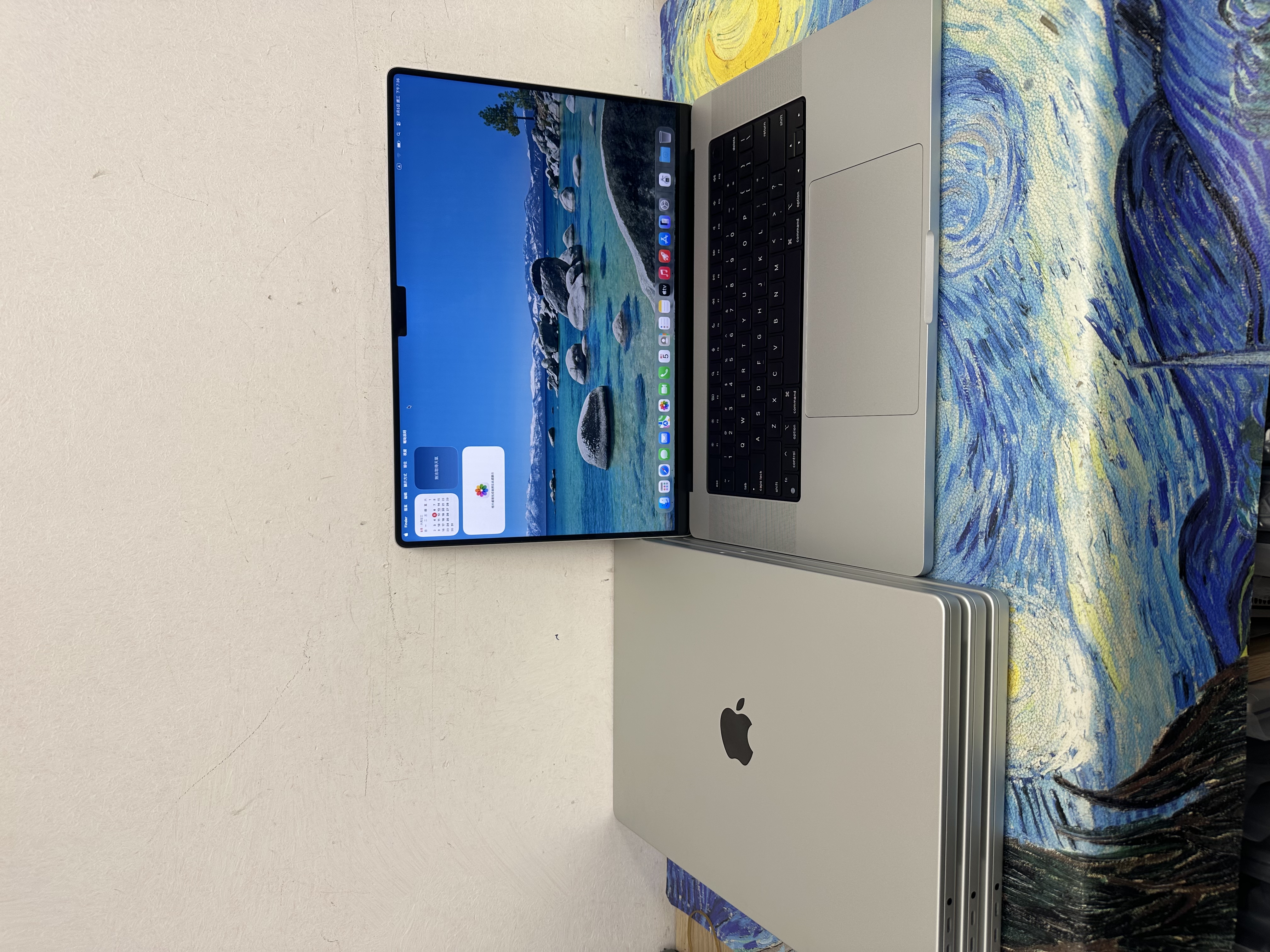 APPLE  MacBook Pro 2021/ M1 Max CPU / 64GB Ram/1TB SSD/24核心GPU/10核心 CPU/Liquid Retina XDR Mon/16寸/銀色 / 畫圖/剪片/ Gaming Laptop / PC / Work / M1Max