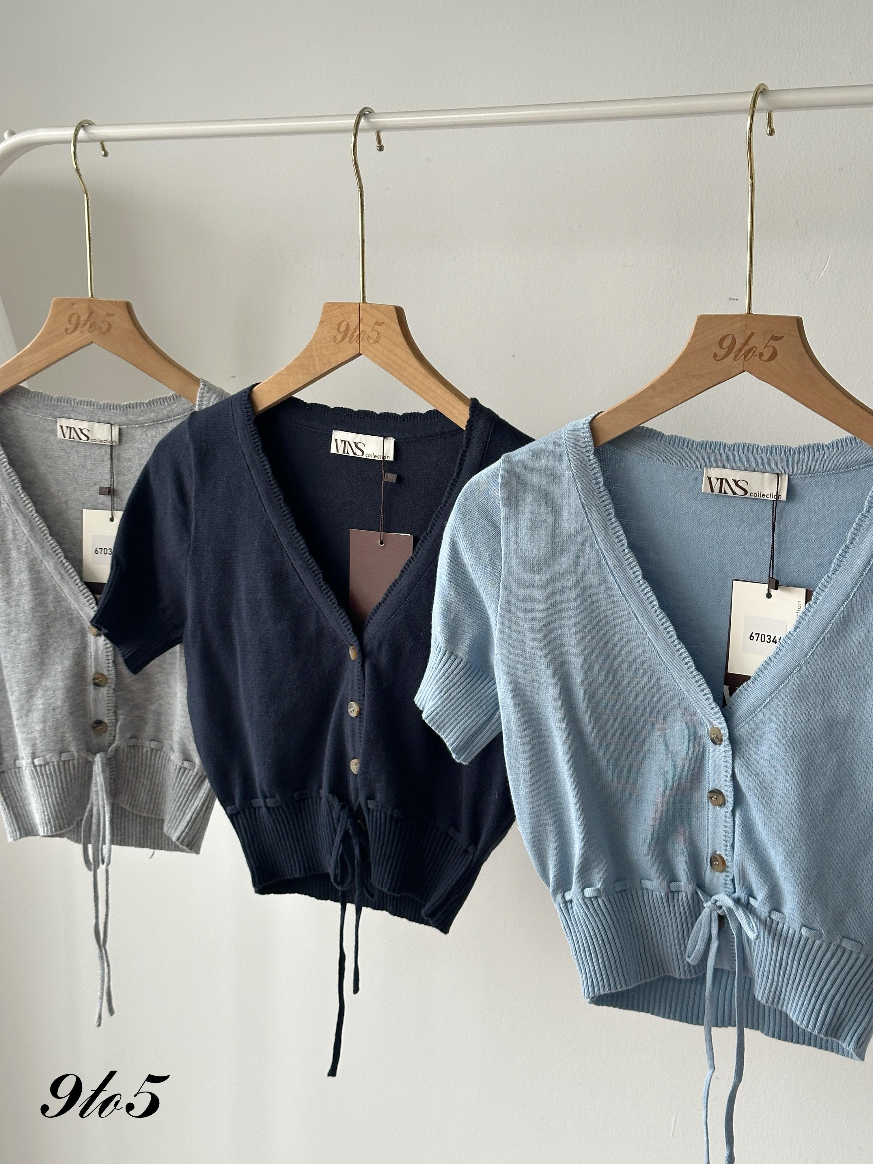 T4292 V Neck Knit Crop Top - 5 Colors 