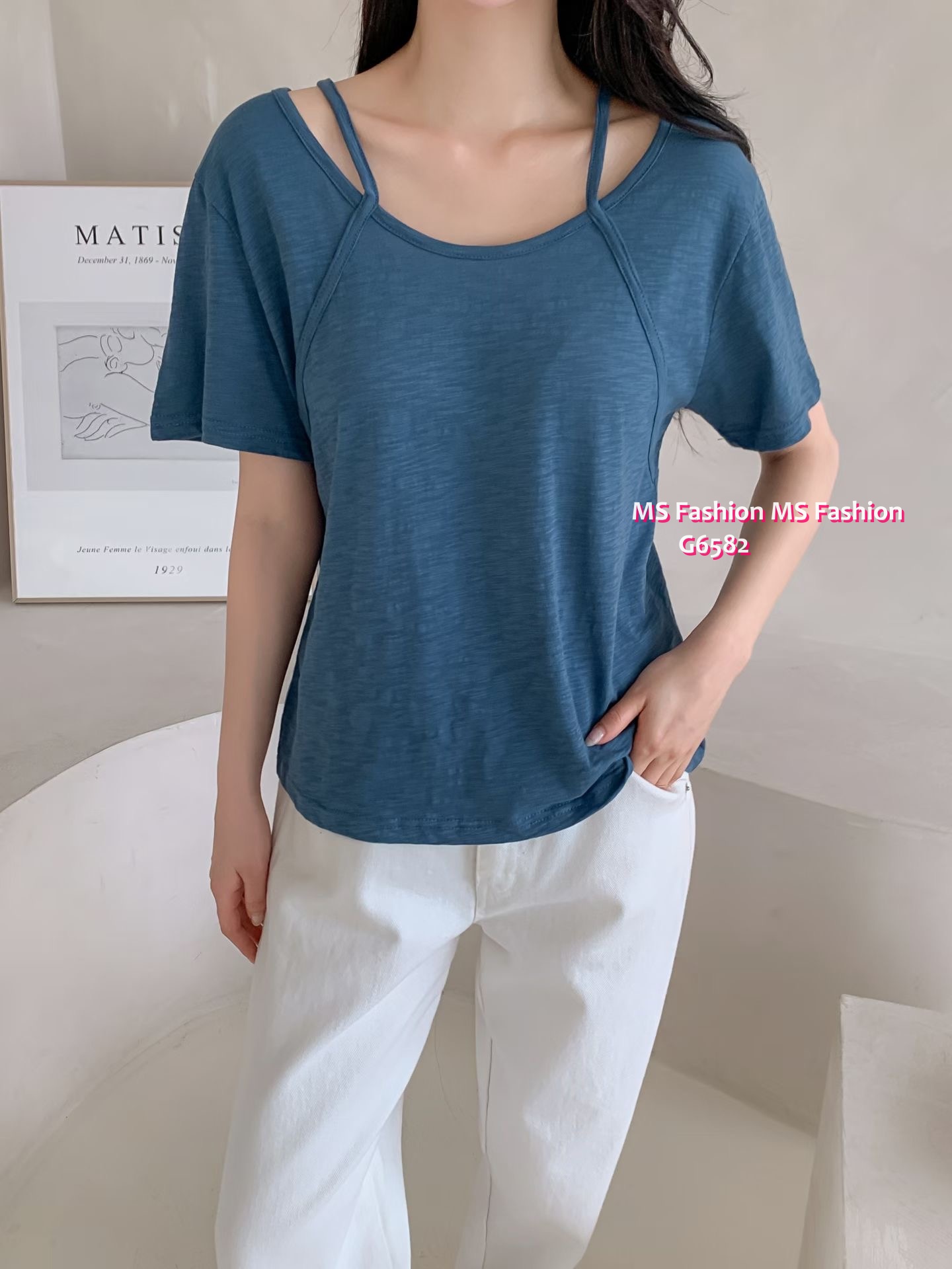 G6582 特色領淨色top
