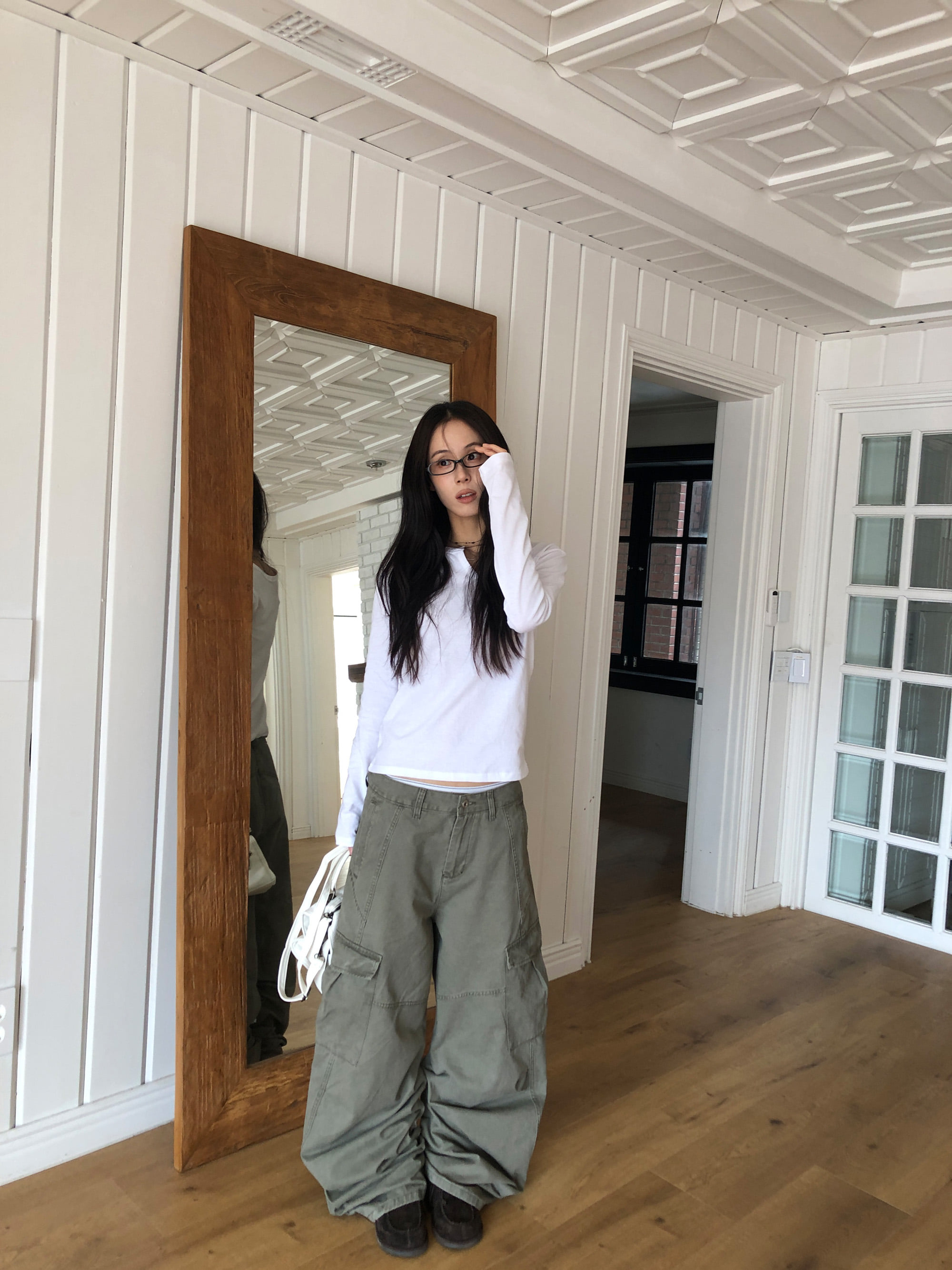 Cotton Wide-Leg Cargo Pants
