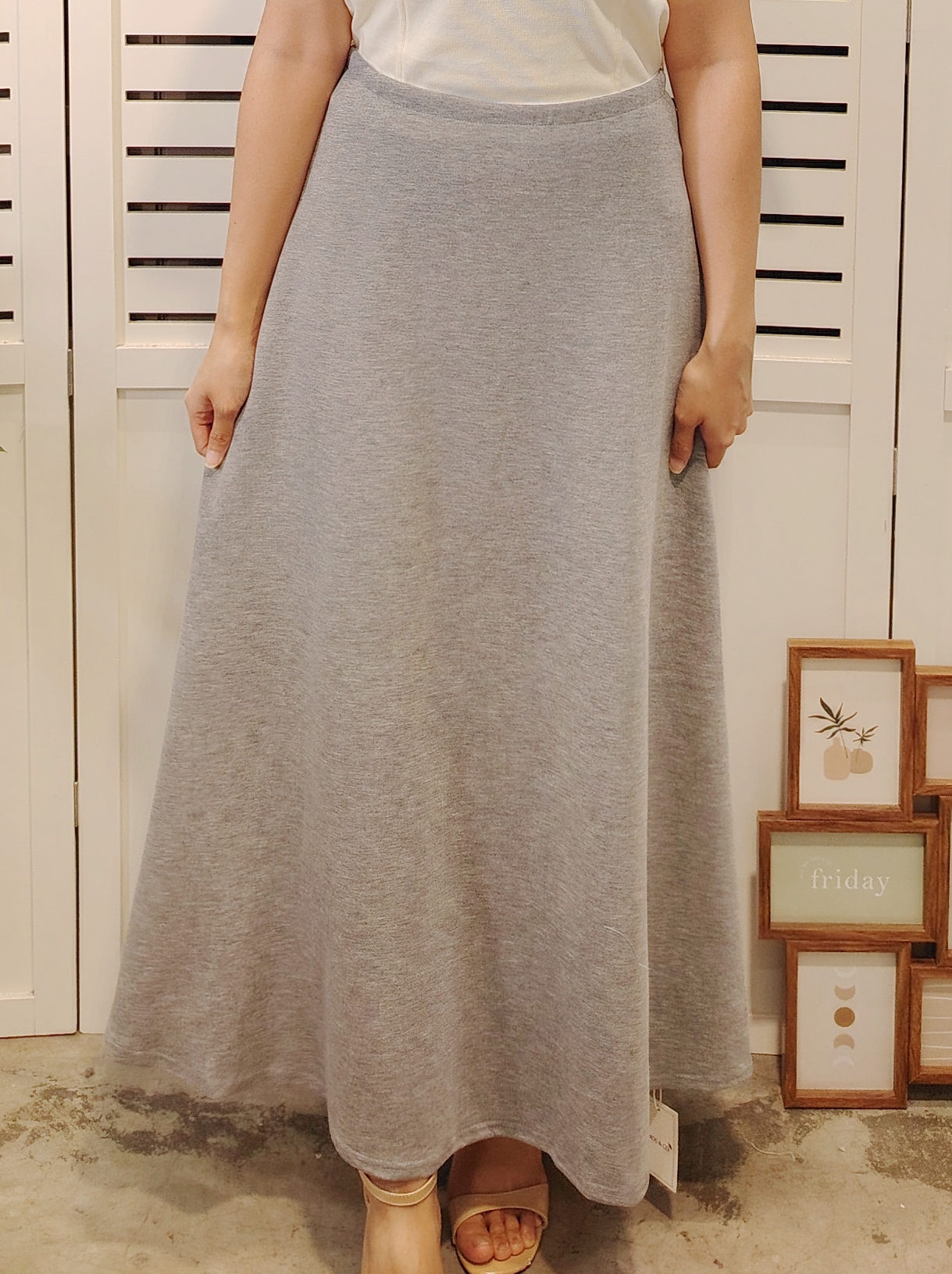 2567 A-Line Mid Skirt