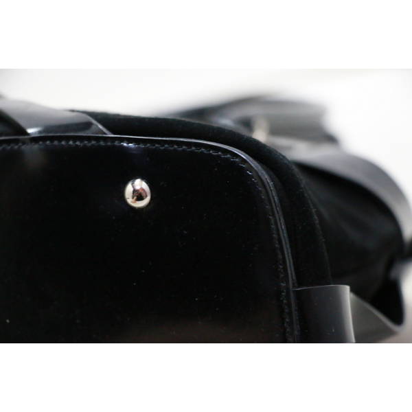 SALVATORE FERRAGAMO 黑色 麂皮 手袋Black Suede Handbag 22M186U