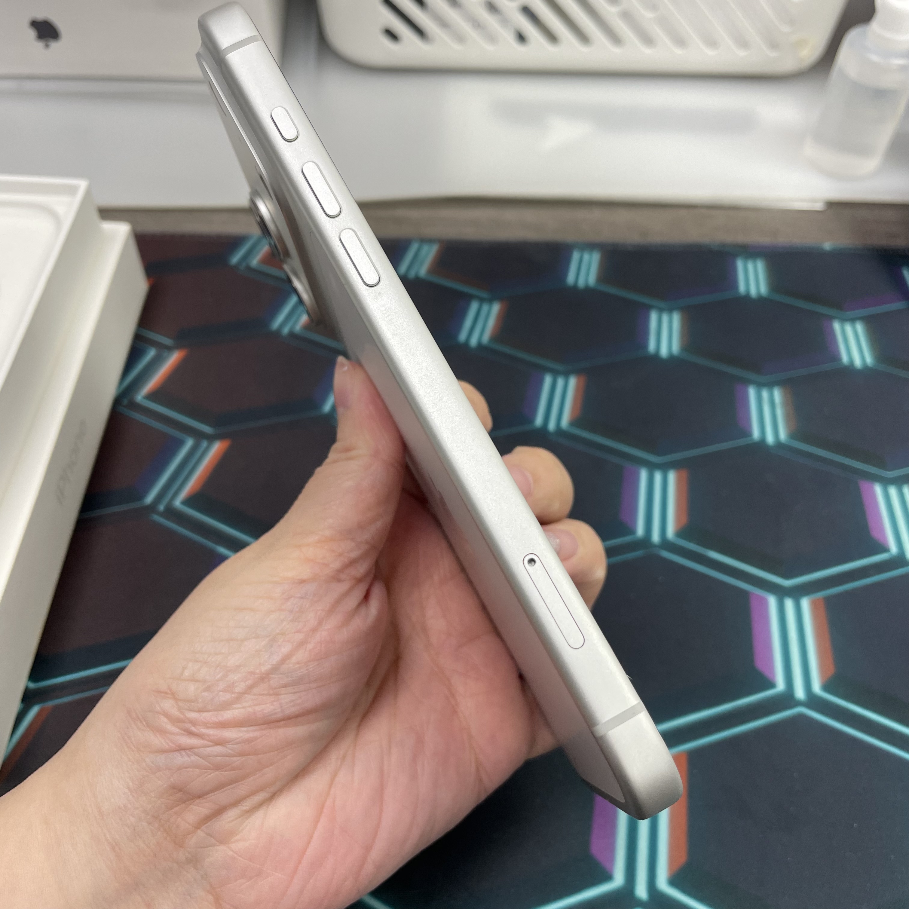 *7966 17 Pro max 完美機 256GB 電94 銀色 sliver