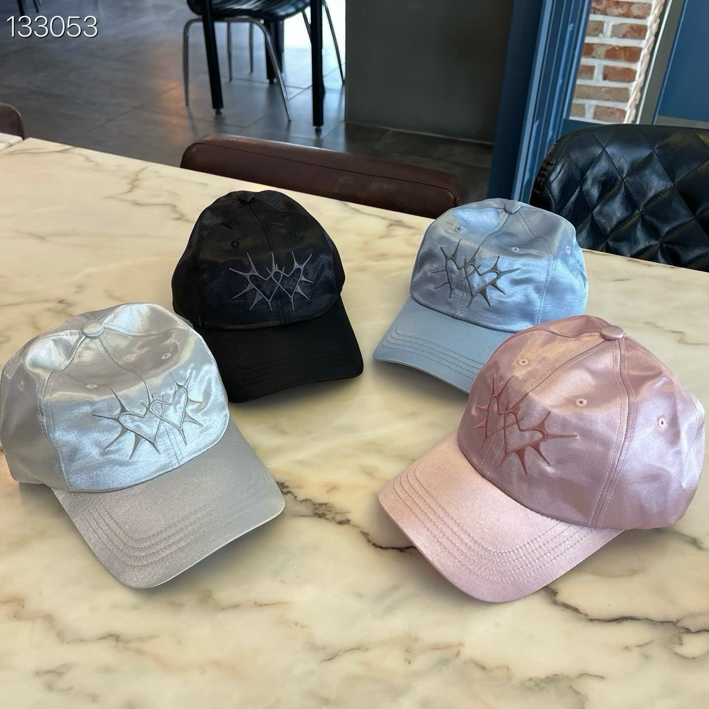 LY2 亮面愛心刺繡棒球帽 