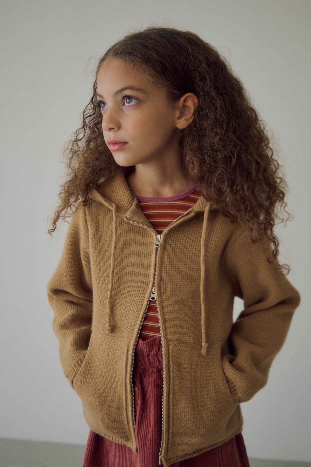 Soye | Zip up wool Hoodie (Camel M100-115)