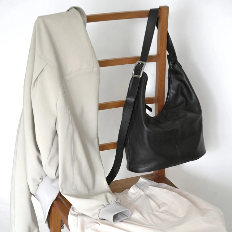 預訂_Bao Bag 拉鏈水桶包 By Bucks & leather