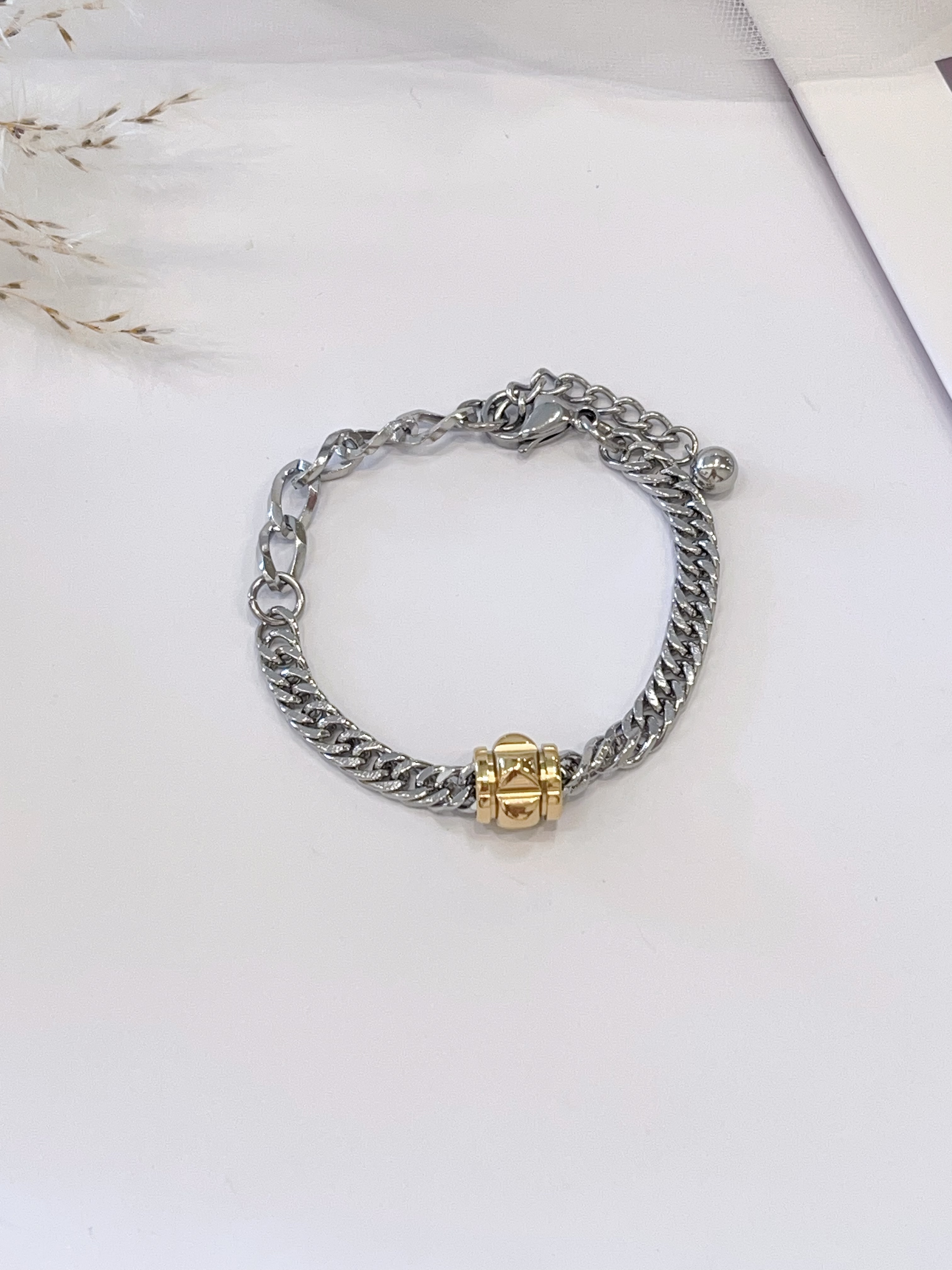 可移动金色小圈中性钛钢手链