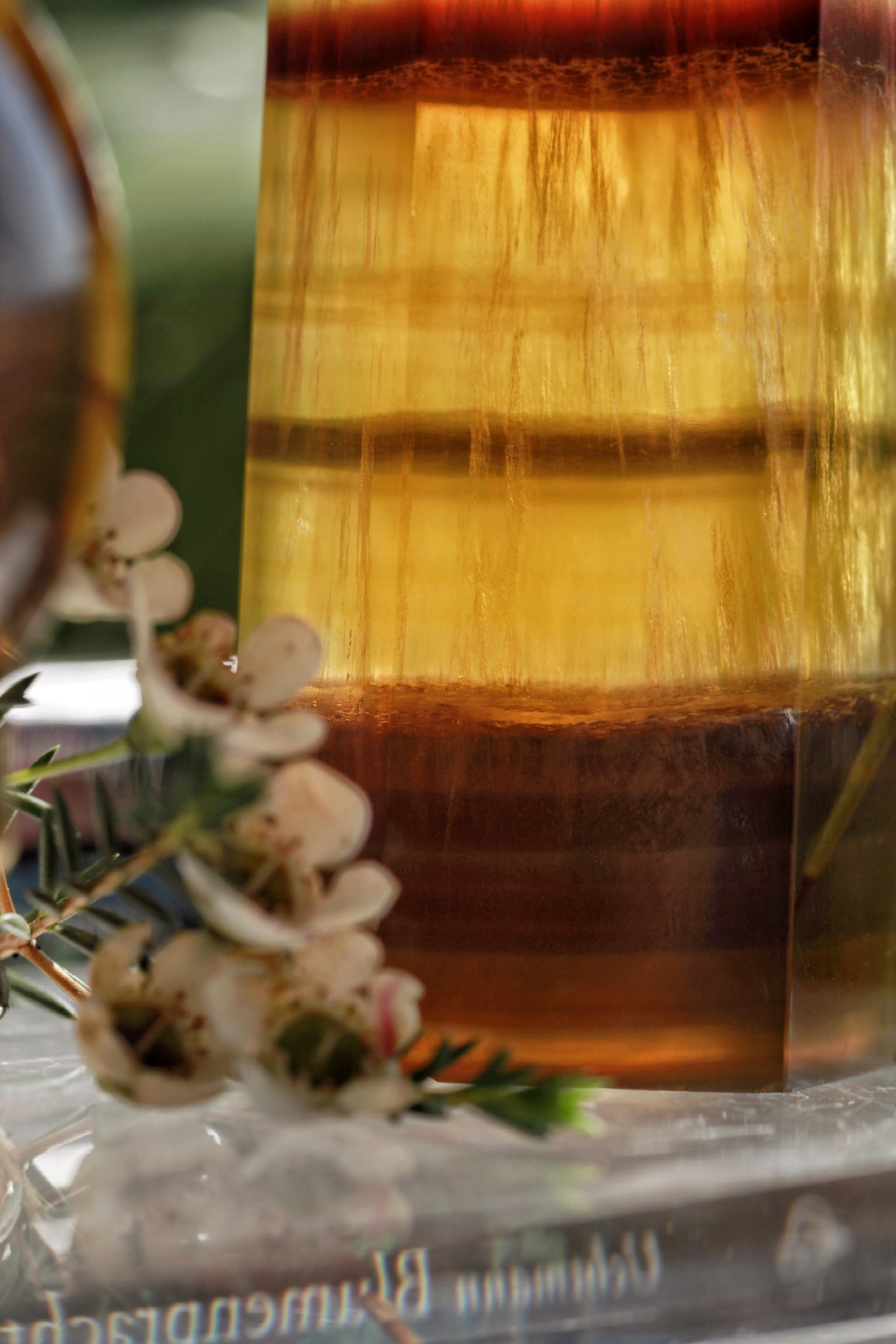  ༒18.6cm+黃螢石千層紋六角柱༒ FL.3502C82G10FM-RB5*