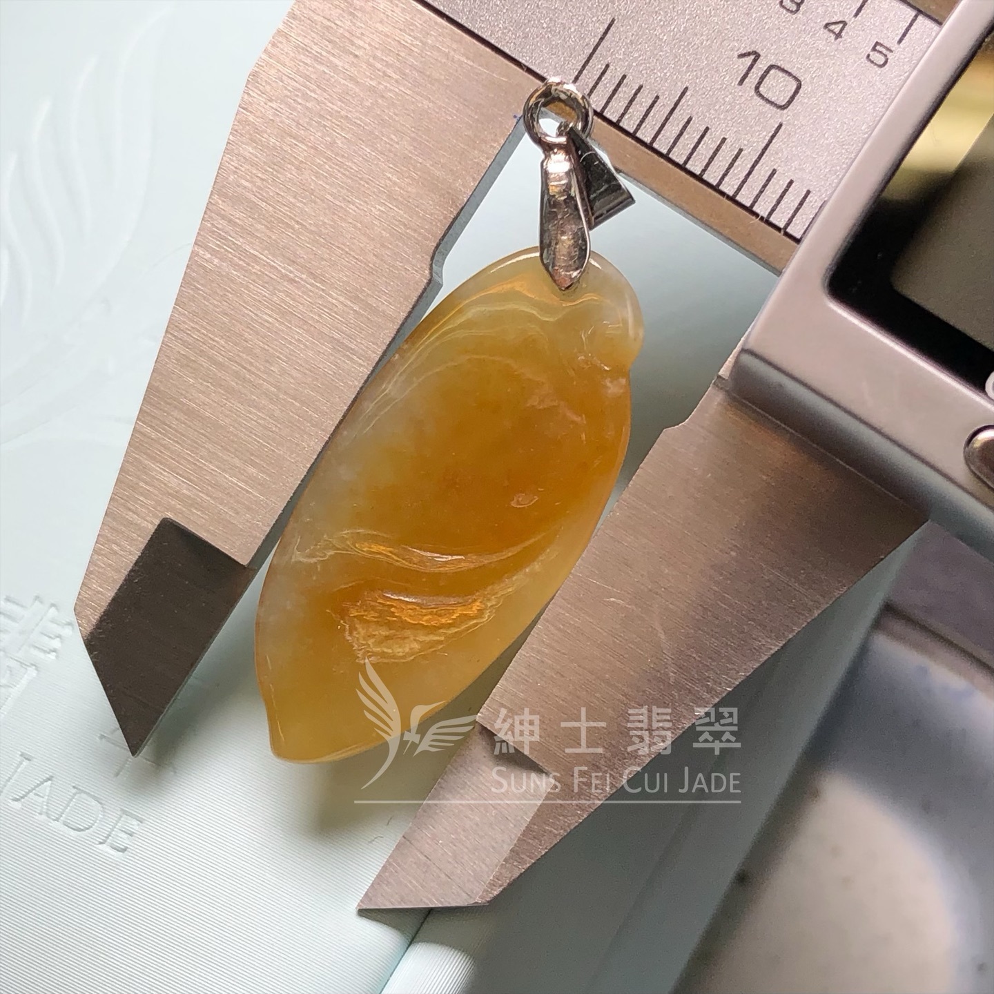 翡色喜鵲吊墜 YM00176