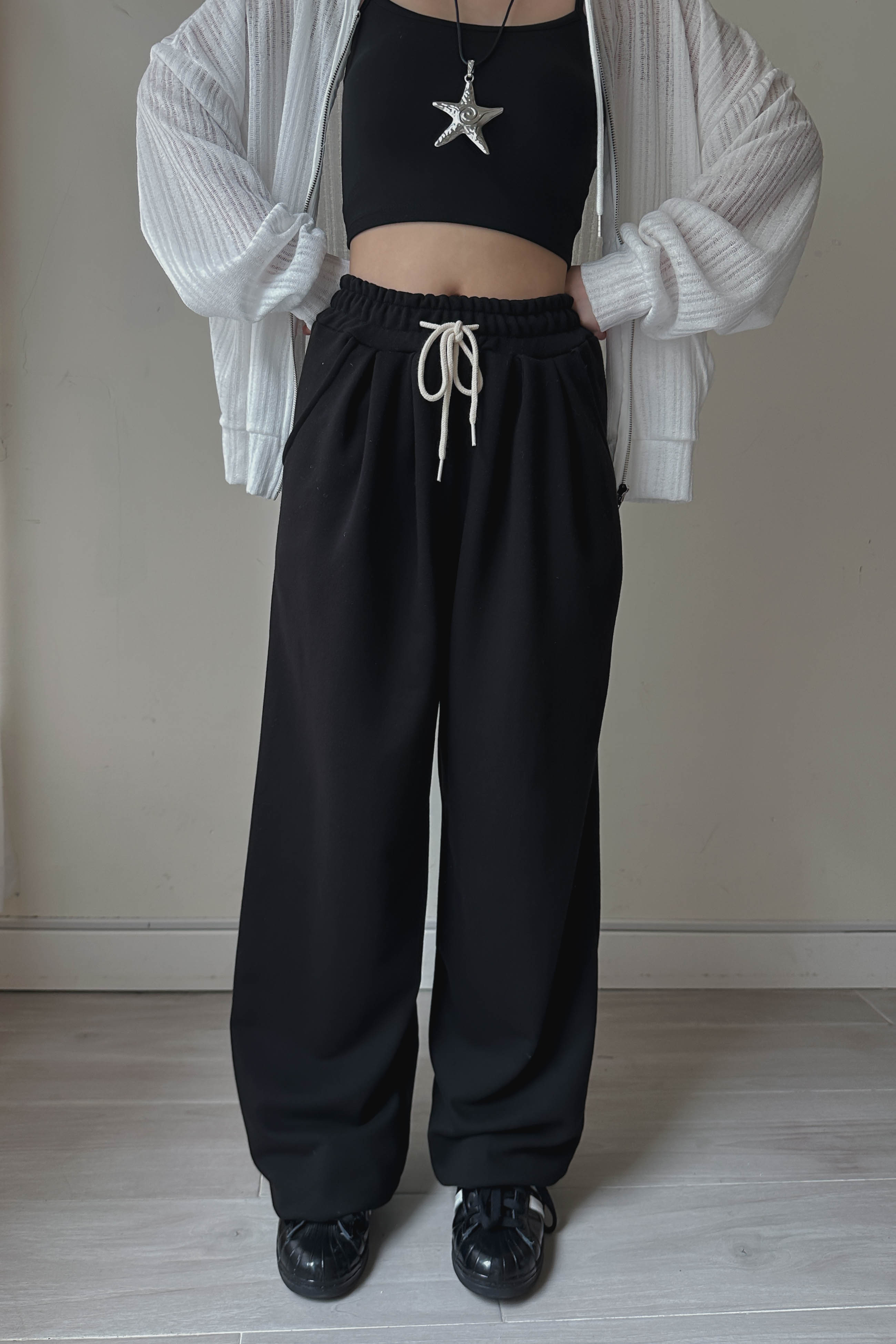 版型正！運動風束腳休閒褲 (兩色入)