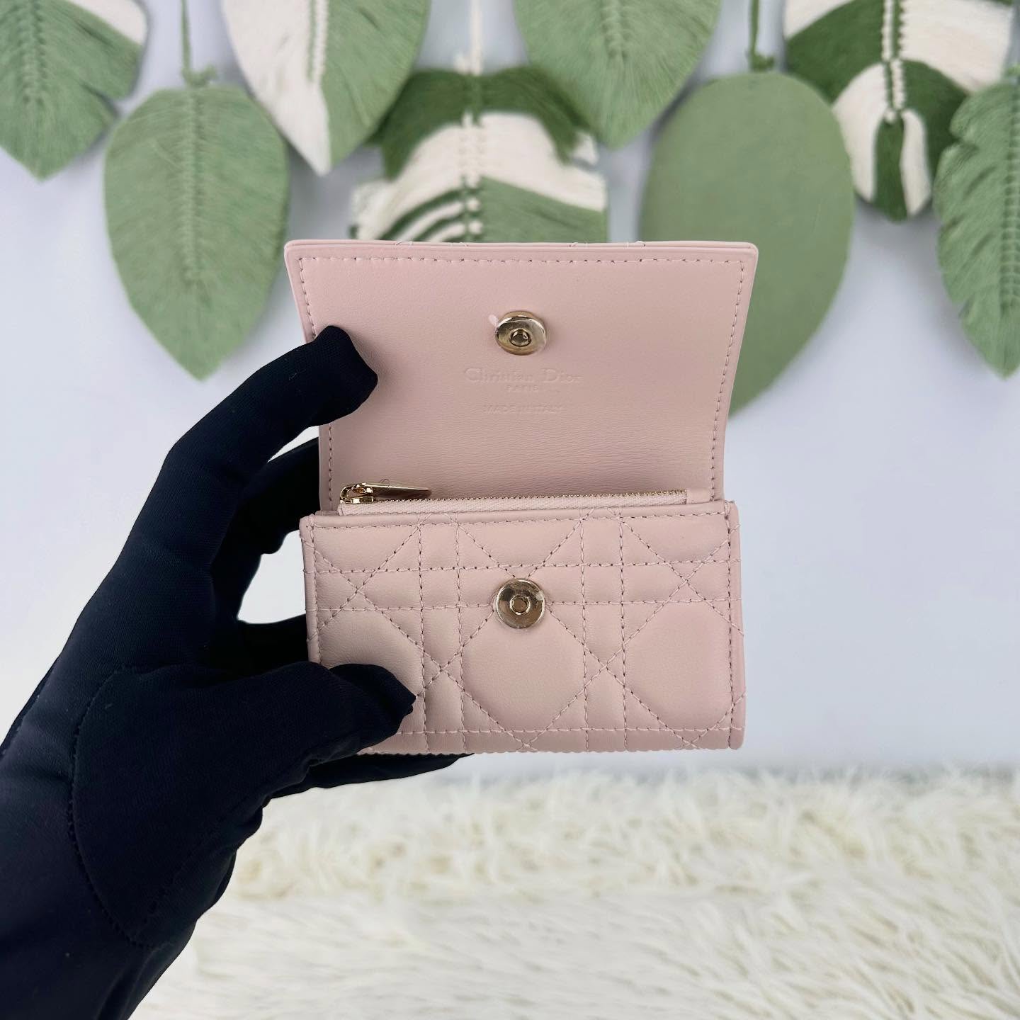 閑置品🌟Glycine 粉色羊皮金扣 卡片包 2025年全套有盒🩷