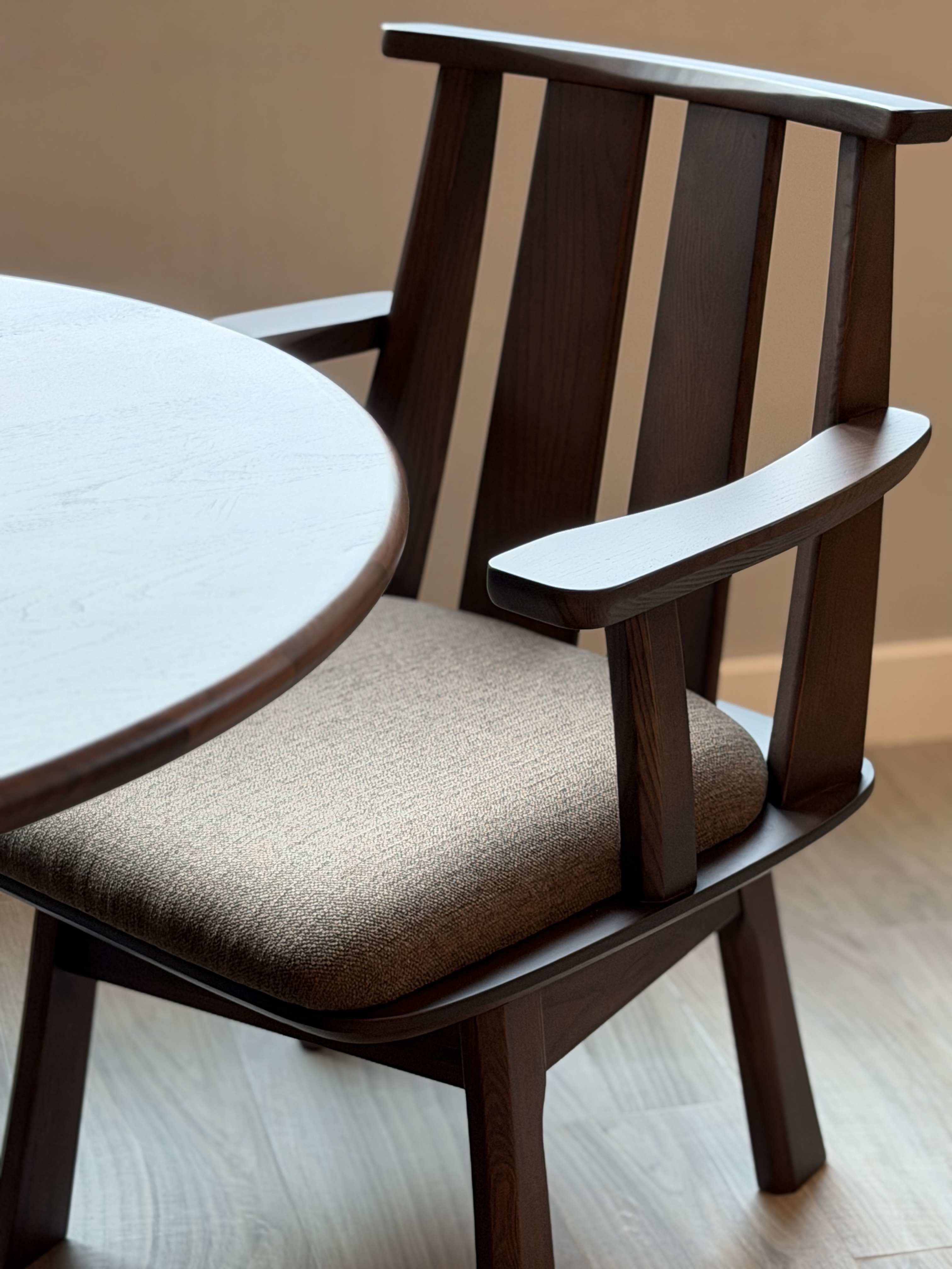 新品推介 COMFY Lounge Chair 