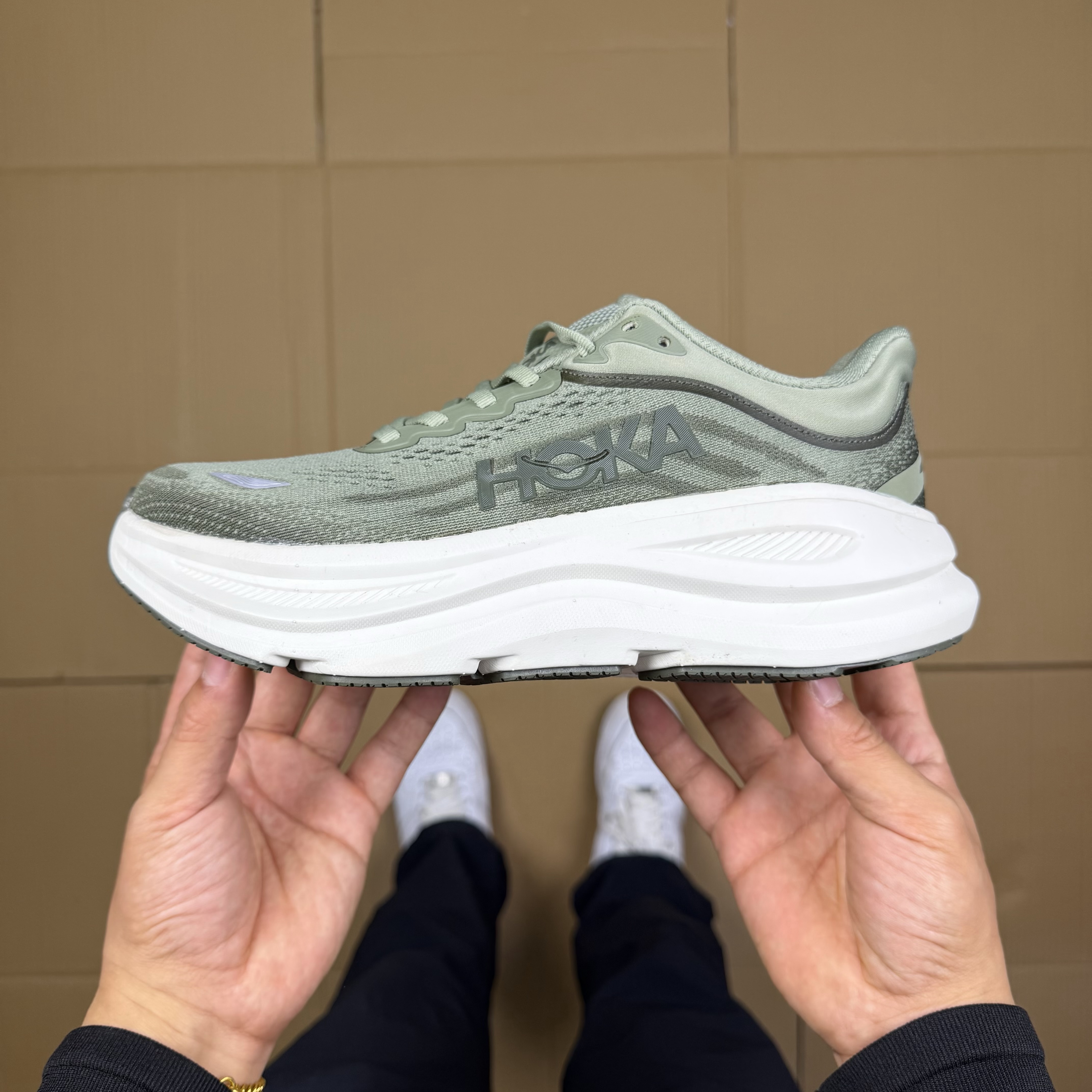 Hoka One One Bondi 9