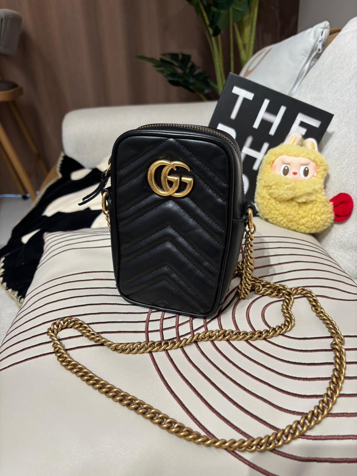 Gucci GG Marmont Vertical Phone Crossbody Bag 100%Authentic, 98%New ✅Booklet✅Dust bag
