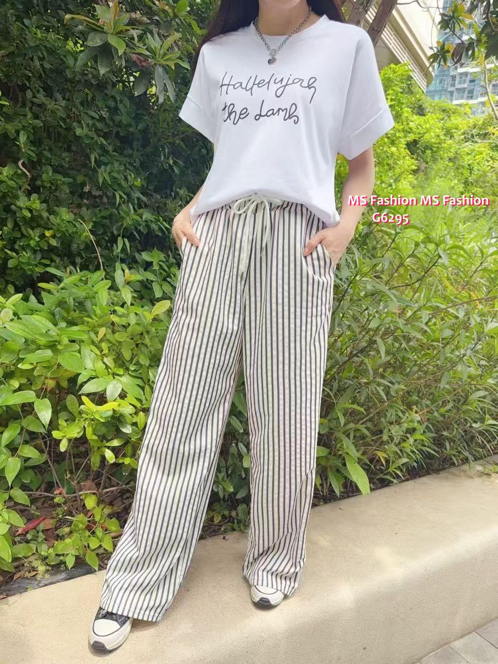 G6295 韓國🇰🇷字母Tee+條子褲Set