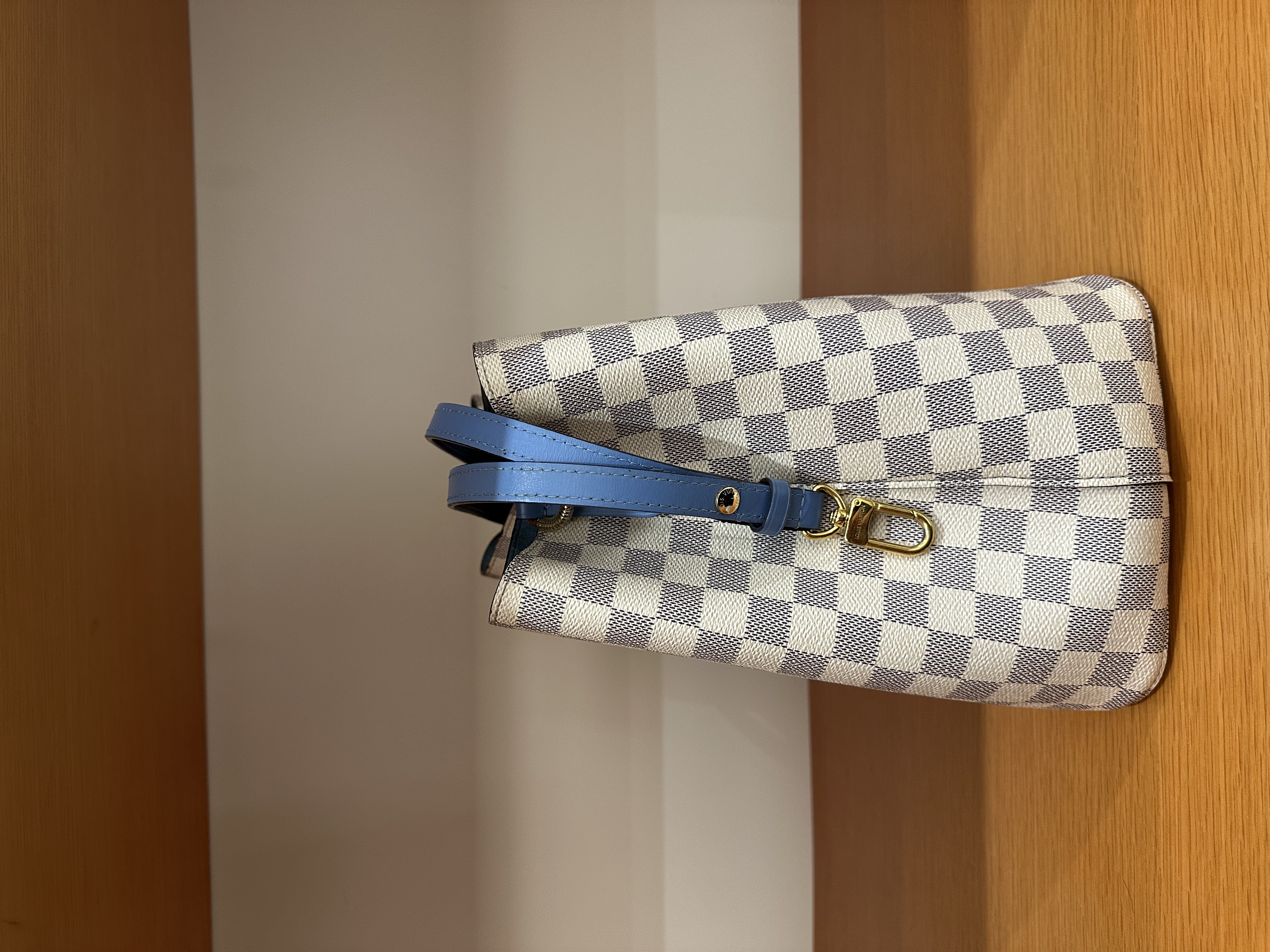 直播貨品 |  [1個-$100 2個-$300］ HH36