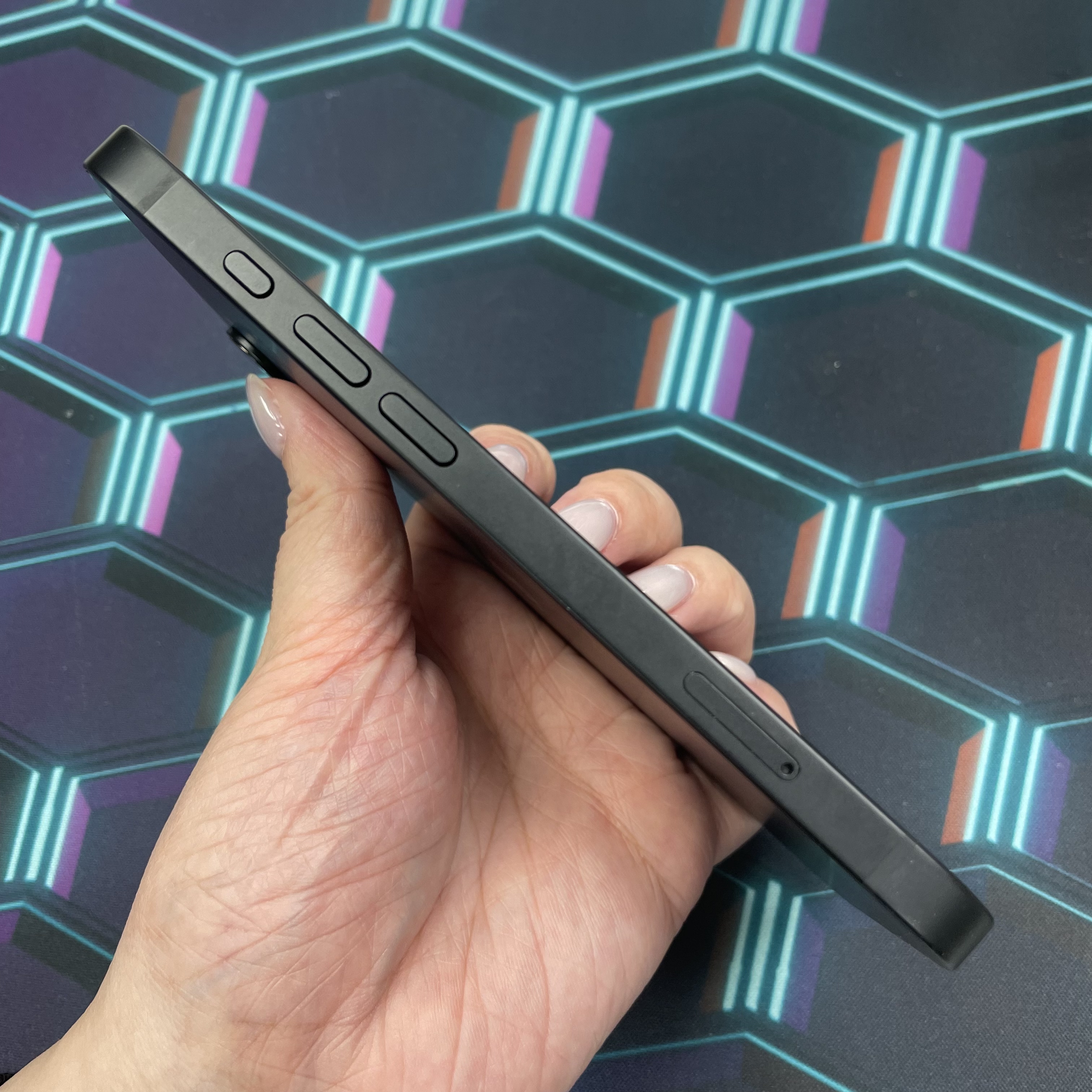 *6494 16e 完美機 128GB 電100 黑色 black