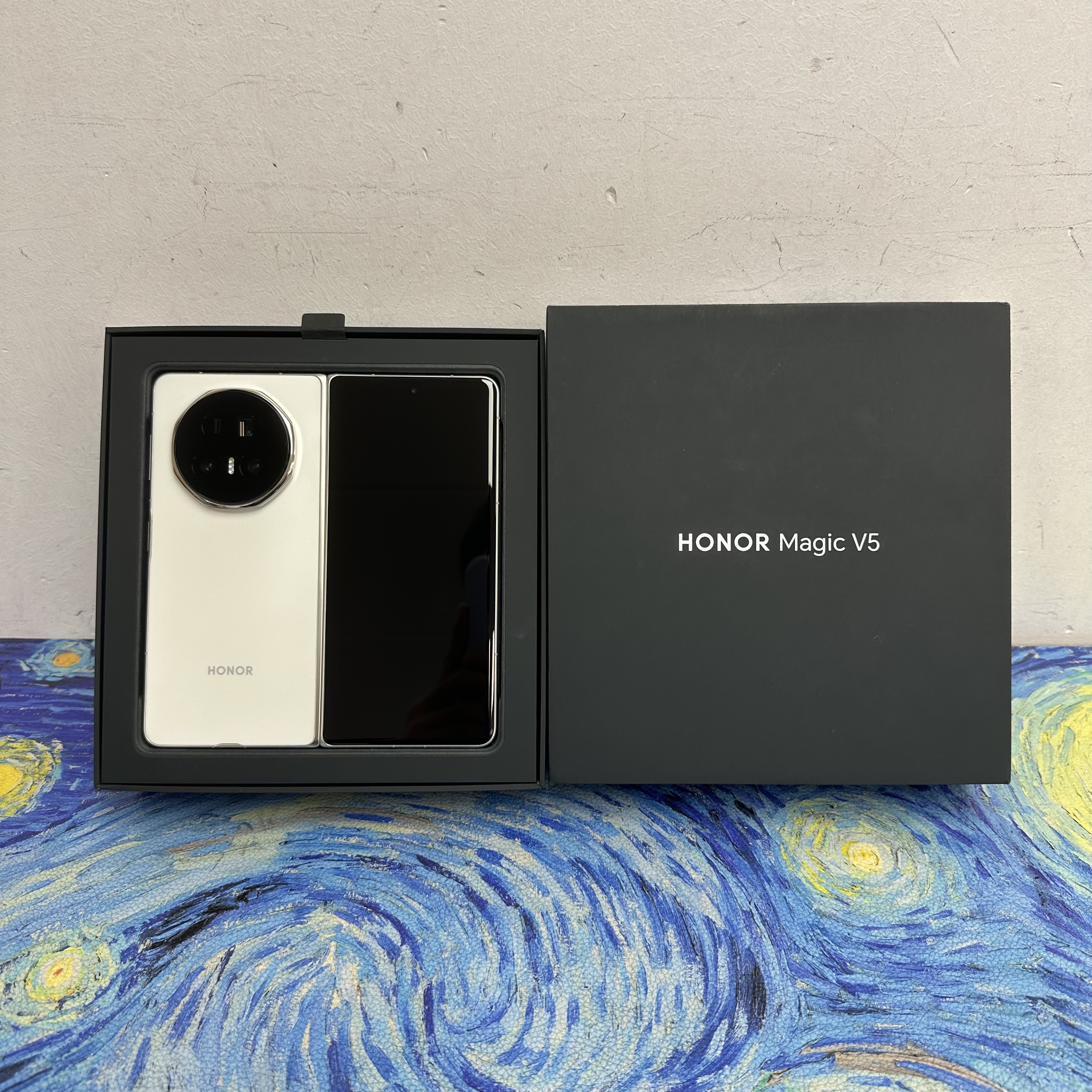 *5786 HONOR Magic V5 勁靚機 16+512GB 白色 White 香港行貨 原廠保養