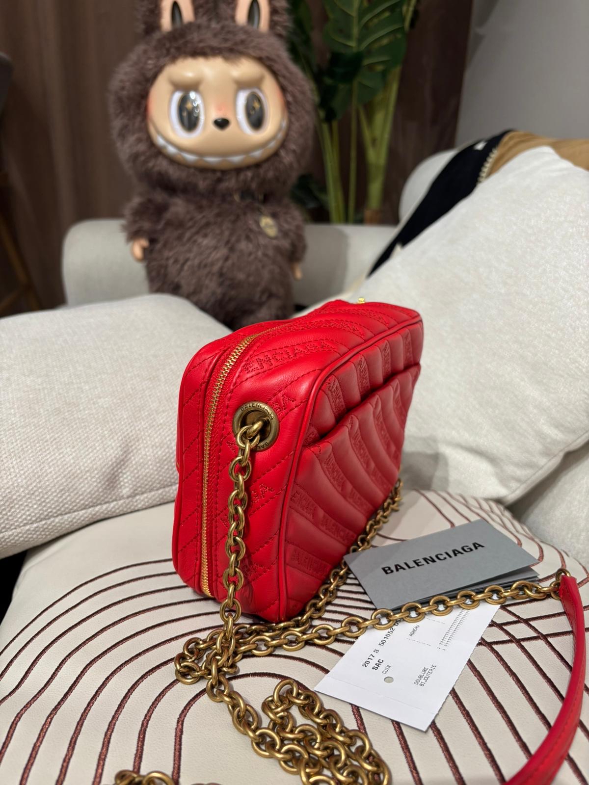 Balenciaga Chain Shoulder Bag小牛皮 camera bag 502026 100%Authentic, 98%New ✅Dust bag