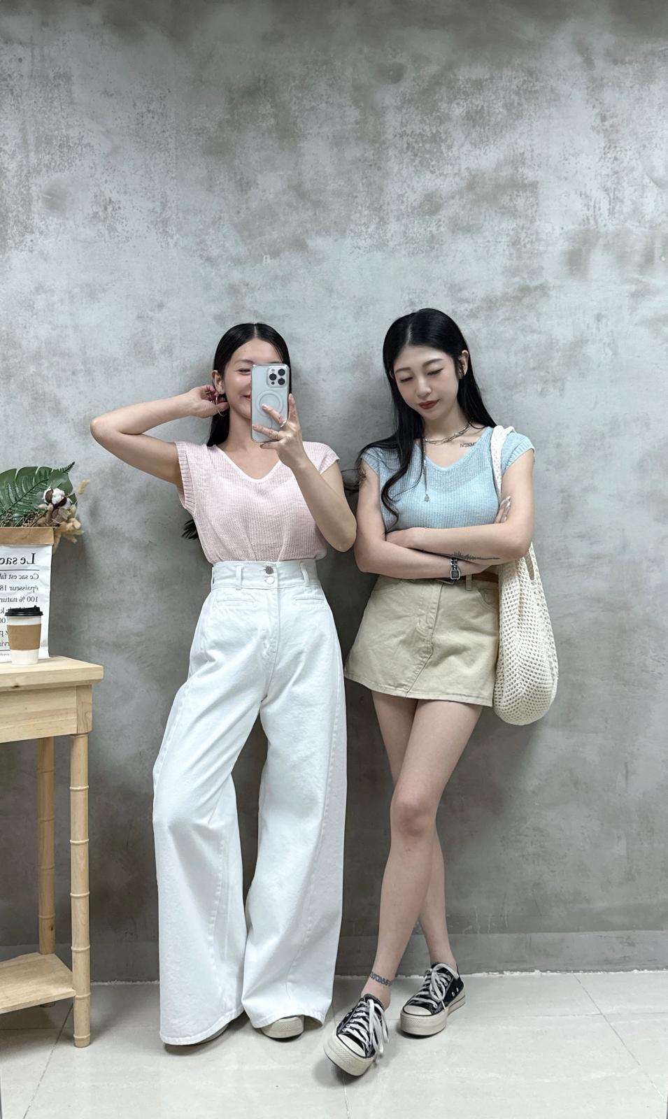 E04 V領側扣線Top