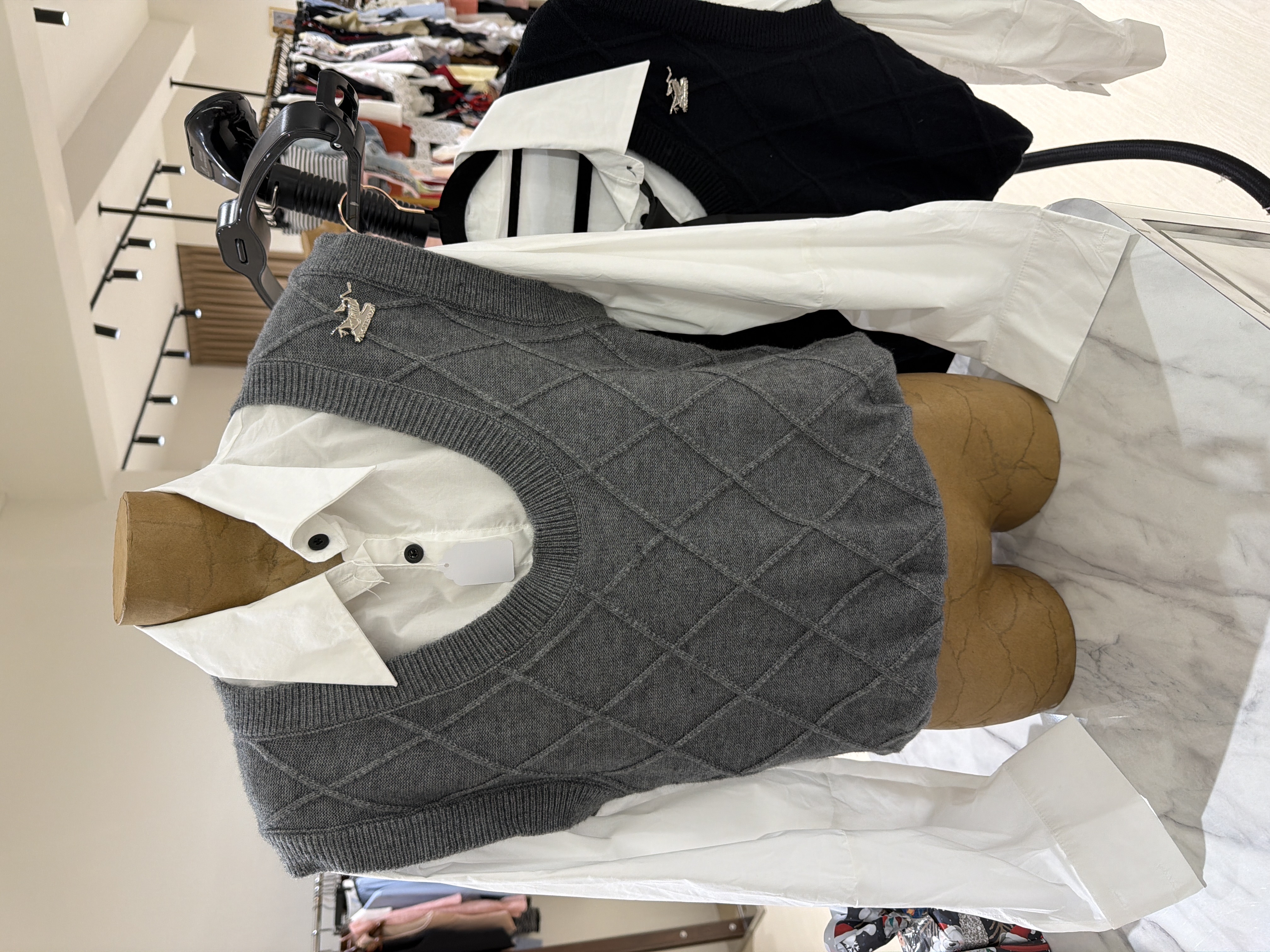 菱形針織毛衣背心（有领带）