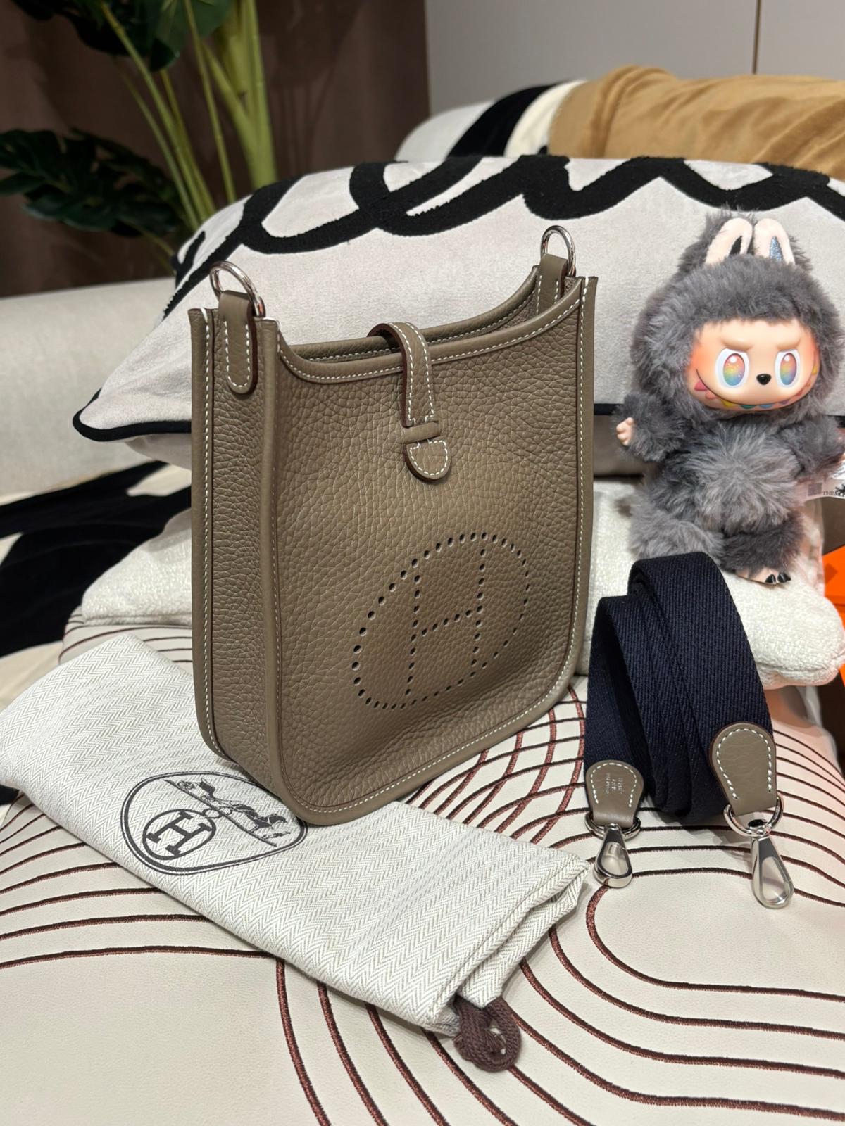 全新 Hermes Mini Evelyne 大象灰銀扣 Stamp K 100%Authentic, Brand New ✅Dust bag ✅Box