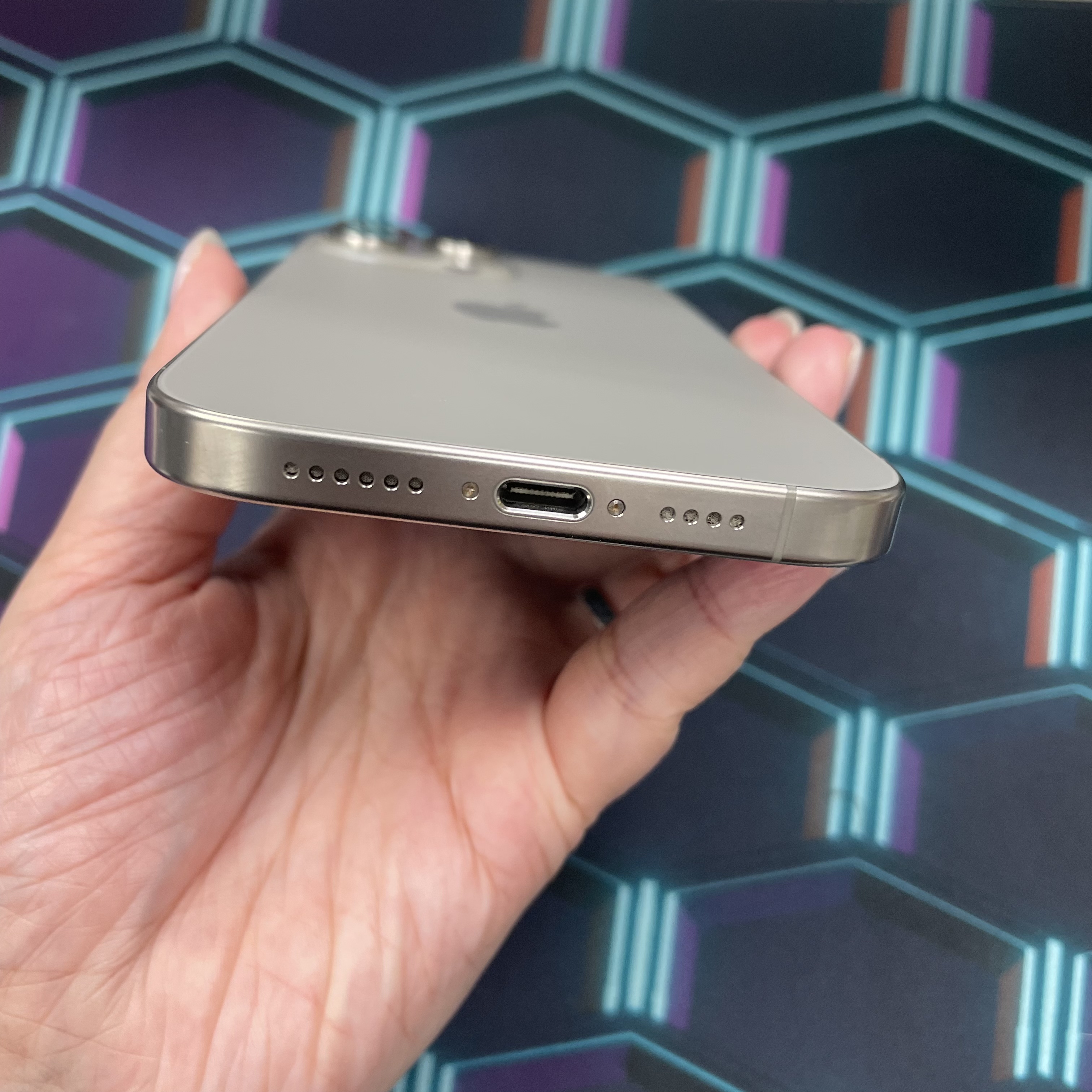 *6549 16 Pro max 完美機 1TB 電97 原色 gray