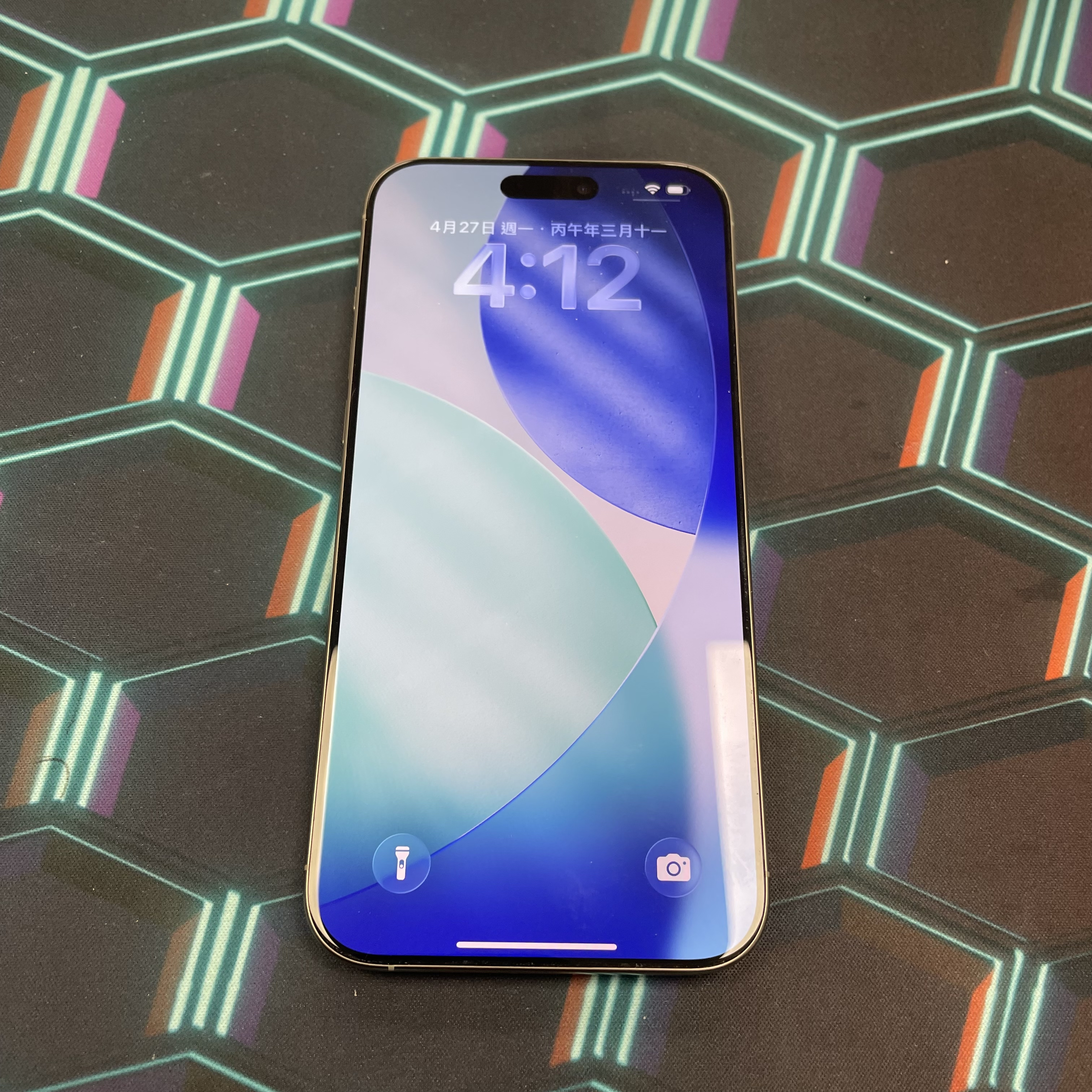 *6442 16 pro max 完美機 256GB 電89 原色 gray