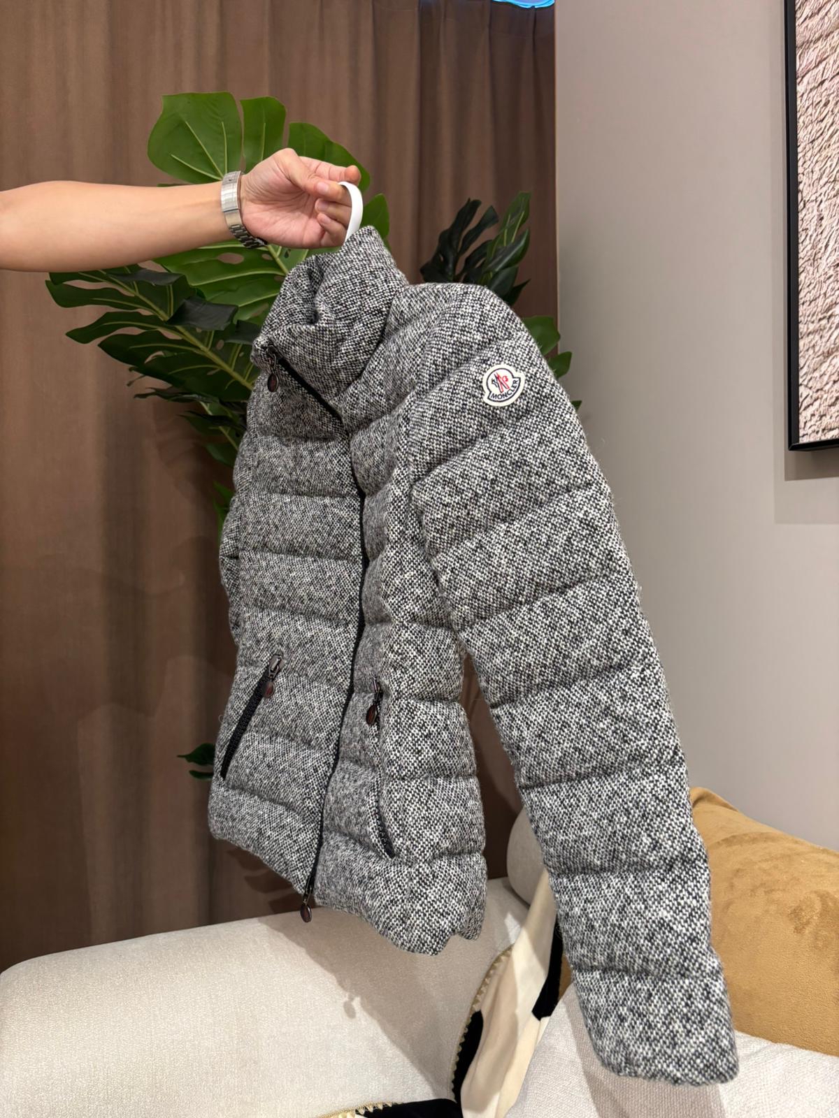Moncler MONCLER outer Wool Down size:00 灰色羊毛羽絨 98%new