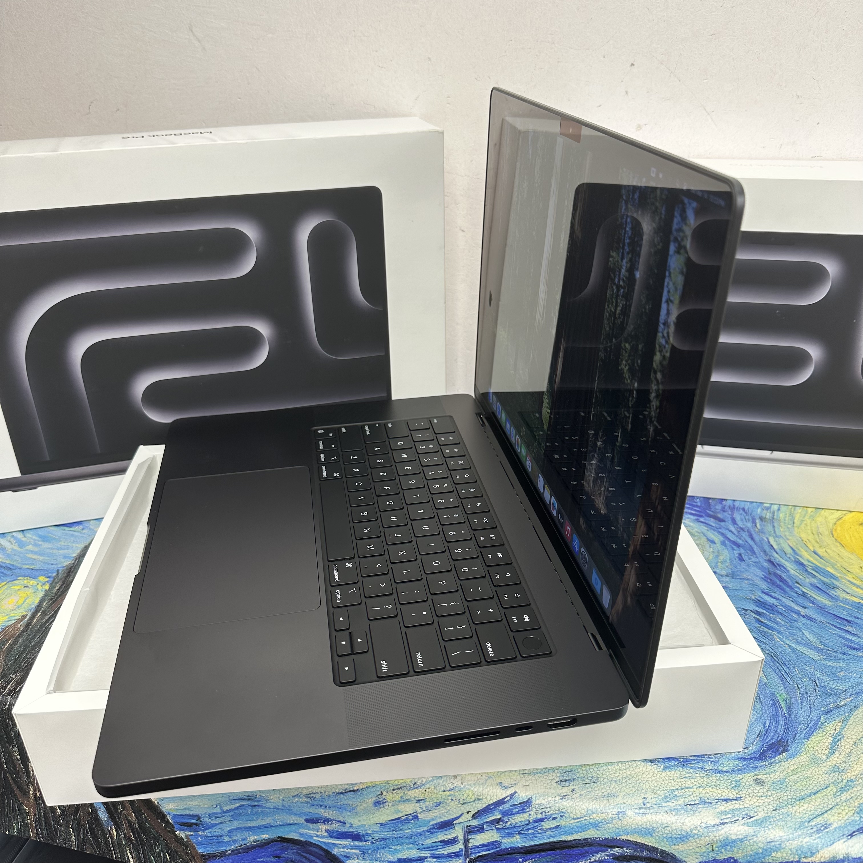 Apple MacBook M3 Pro(🔥性價比高 )APPLE  MacBook M3Pro 2023 M3 Pro CPU/36GB Ram/512GB SSD/18核心GPU/Liquid Retina XDR Mon/16 inches/黑色/Gaming Laptop / Notebook / brand new / Netflix /Movie / MacbookPro / Pro M3 / M3 Pro / ProM3