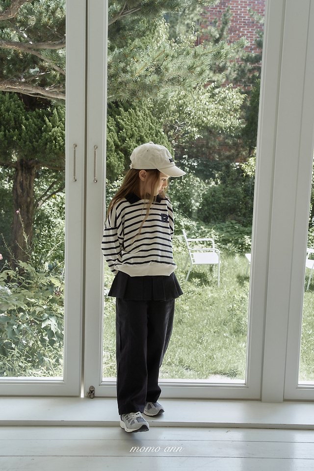 Momoann | Last Sweatshirt