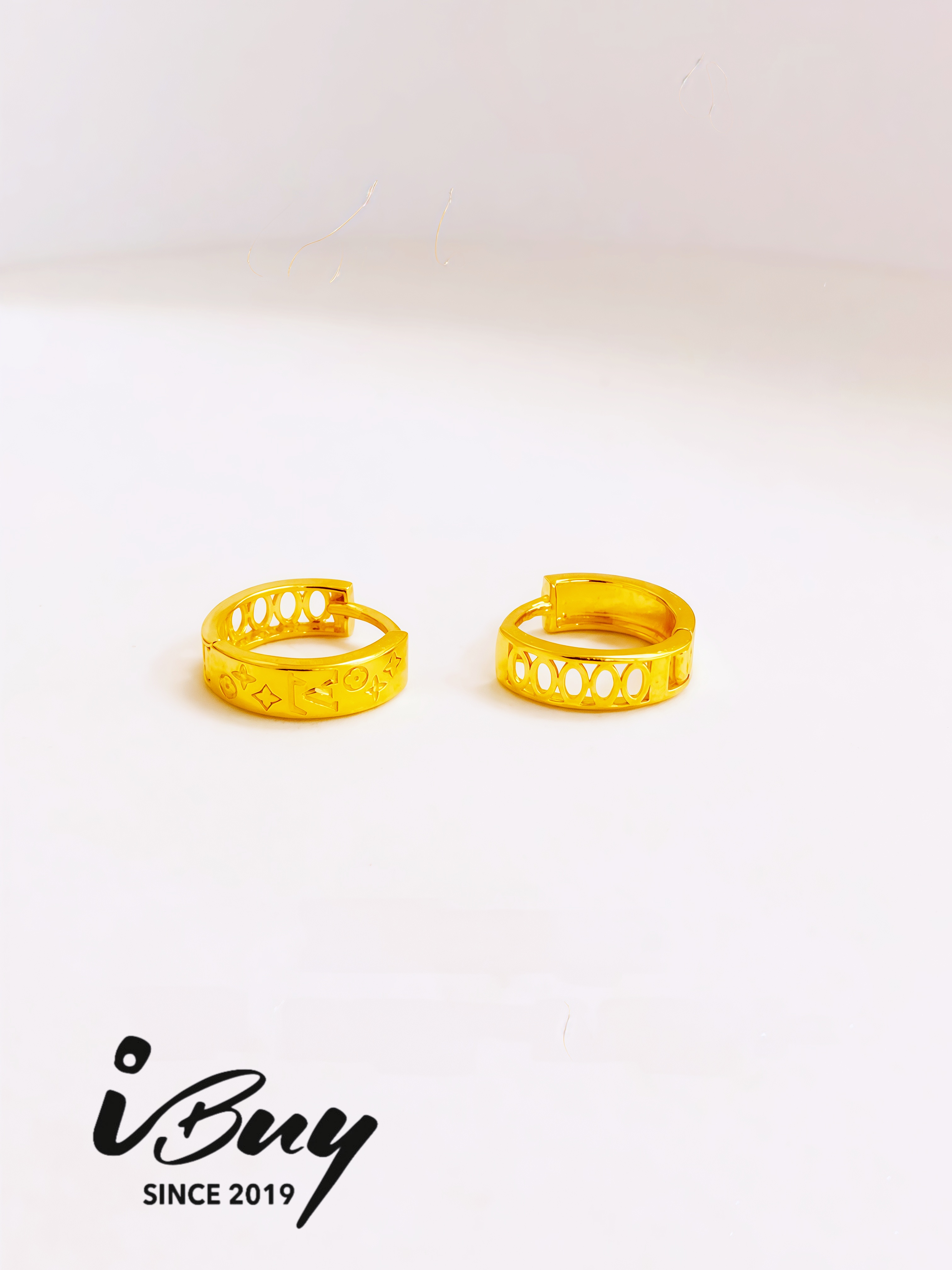 916 GOLD VL FLOWER EARRING 916 金 VL花耳环