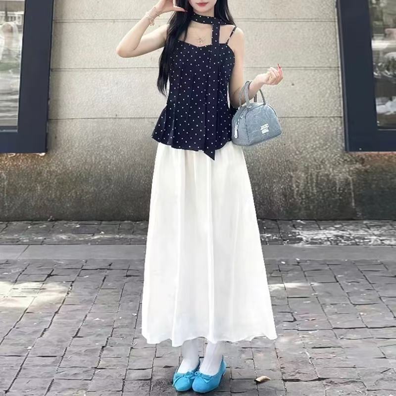 TP355爱心波点上衣