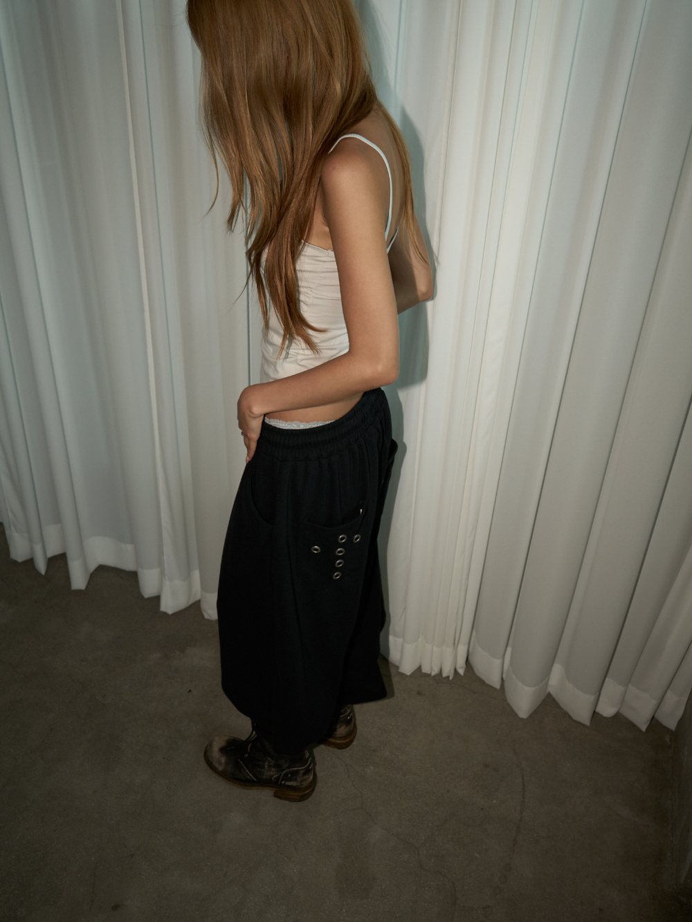 Back Pocket Eyelet Bermuda Pants