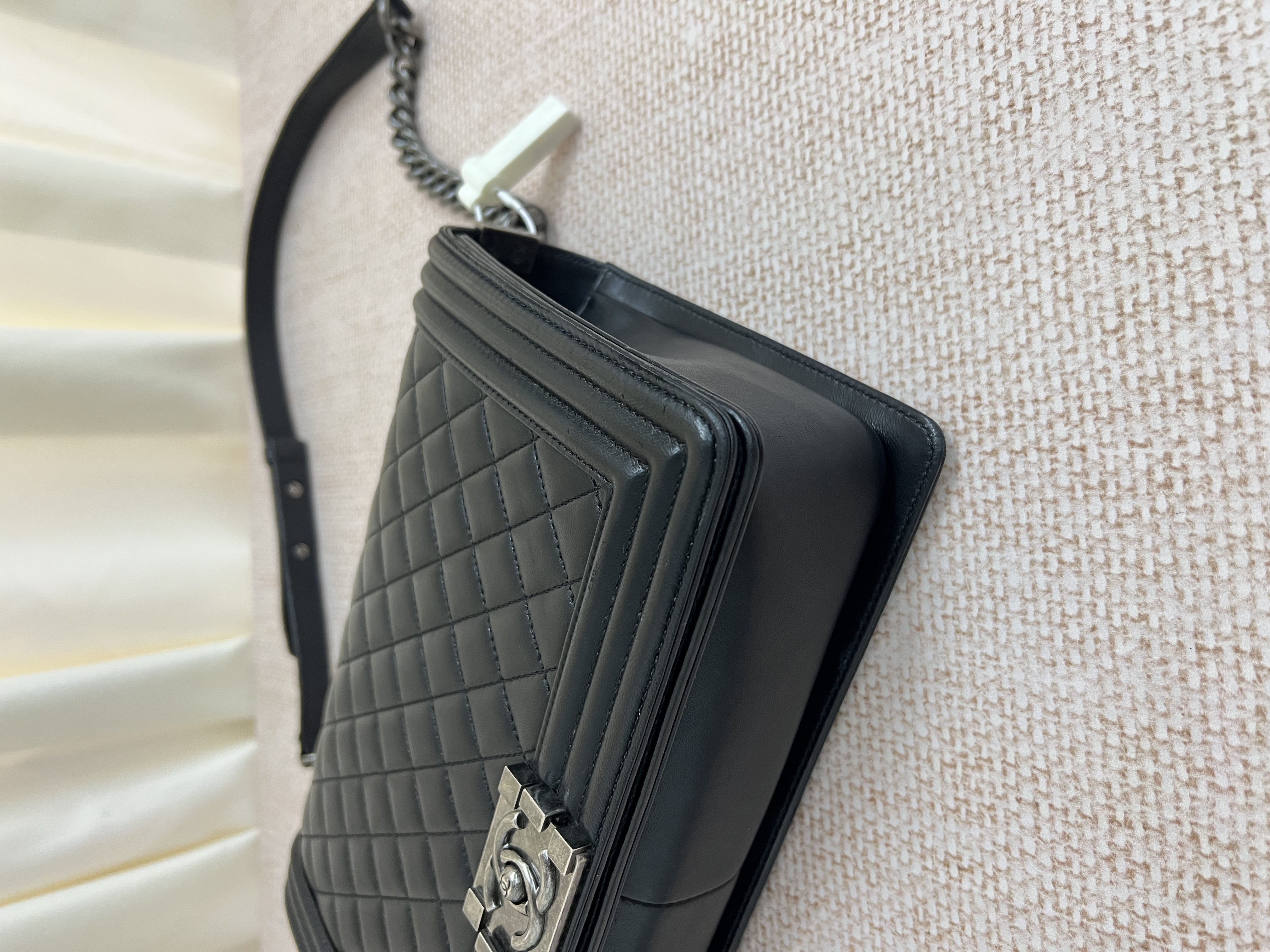 Pre-owned Chanel Boy/ Product Code: 26032205