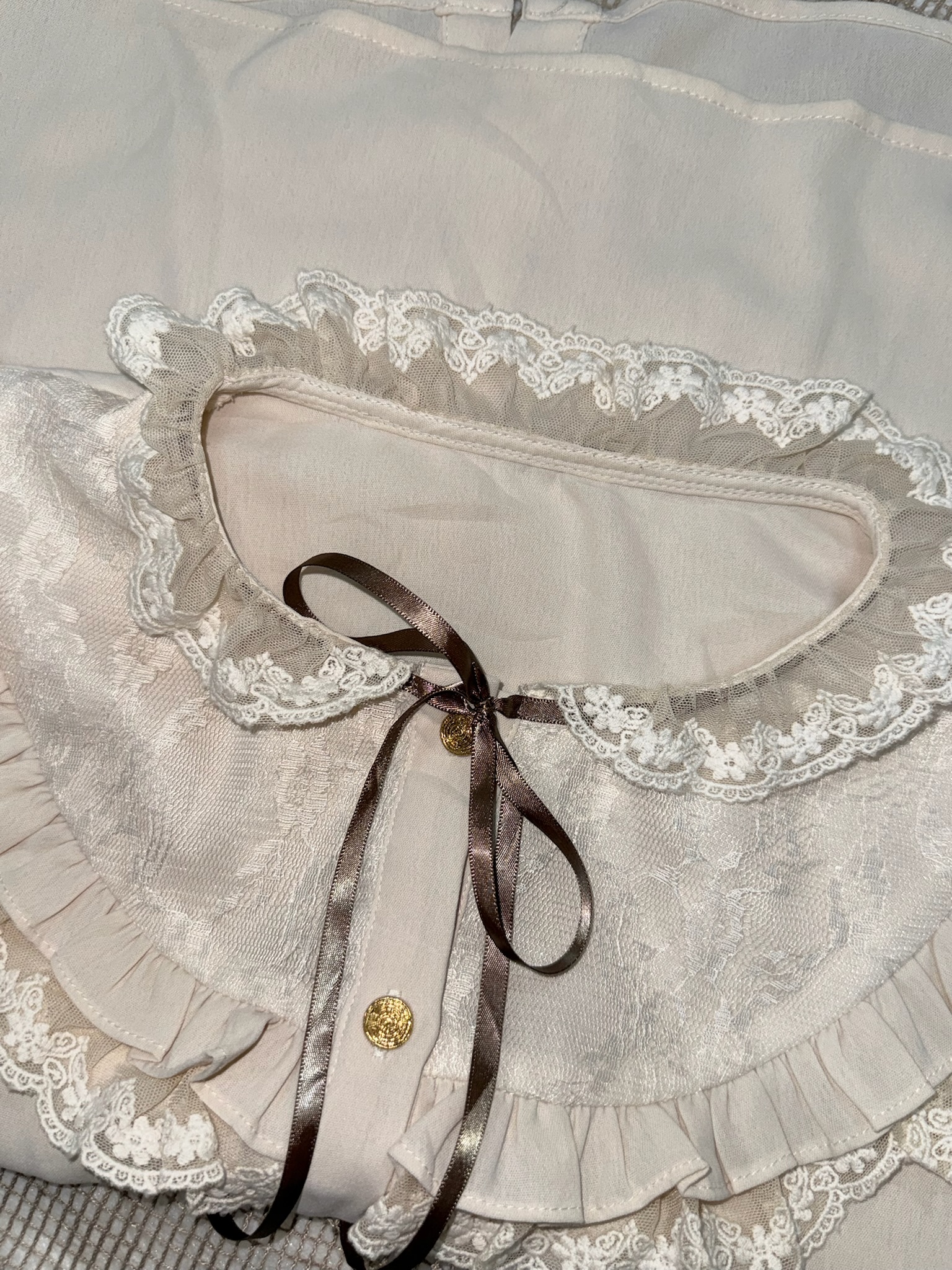 Cream Statement Collar Lace Blouse with Ribbon