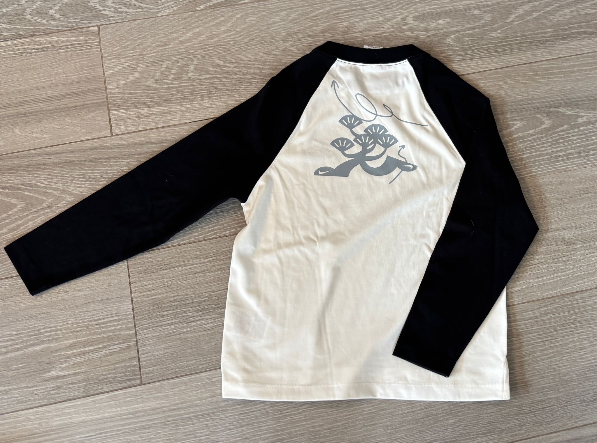 現貨 Nike 長袖 tee 女裝